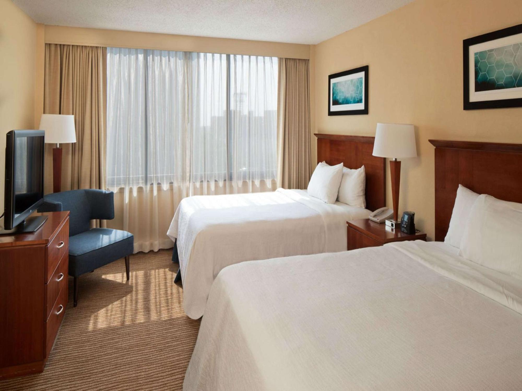 Premium Queen Suite with Two Queen Beds - Non-Smoking