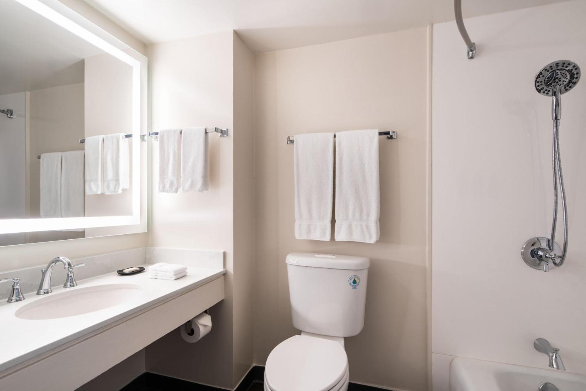 Neu renoviert – Tower Standard-Doppelzimmer