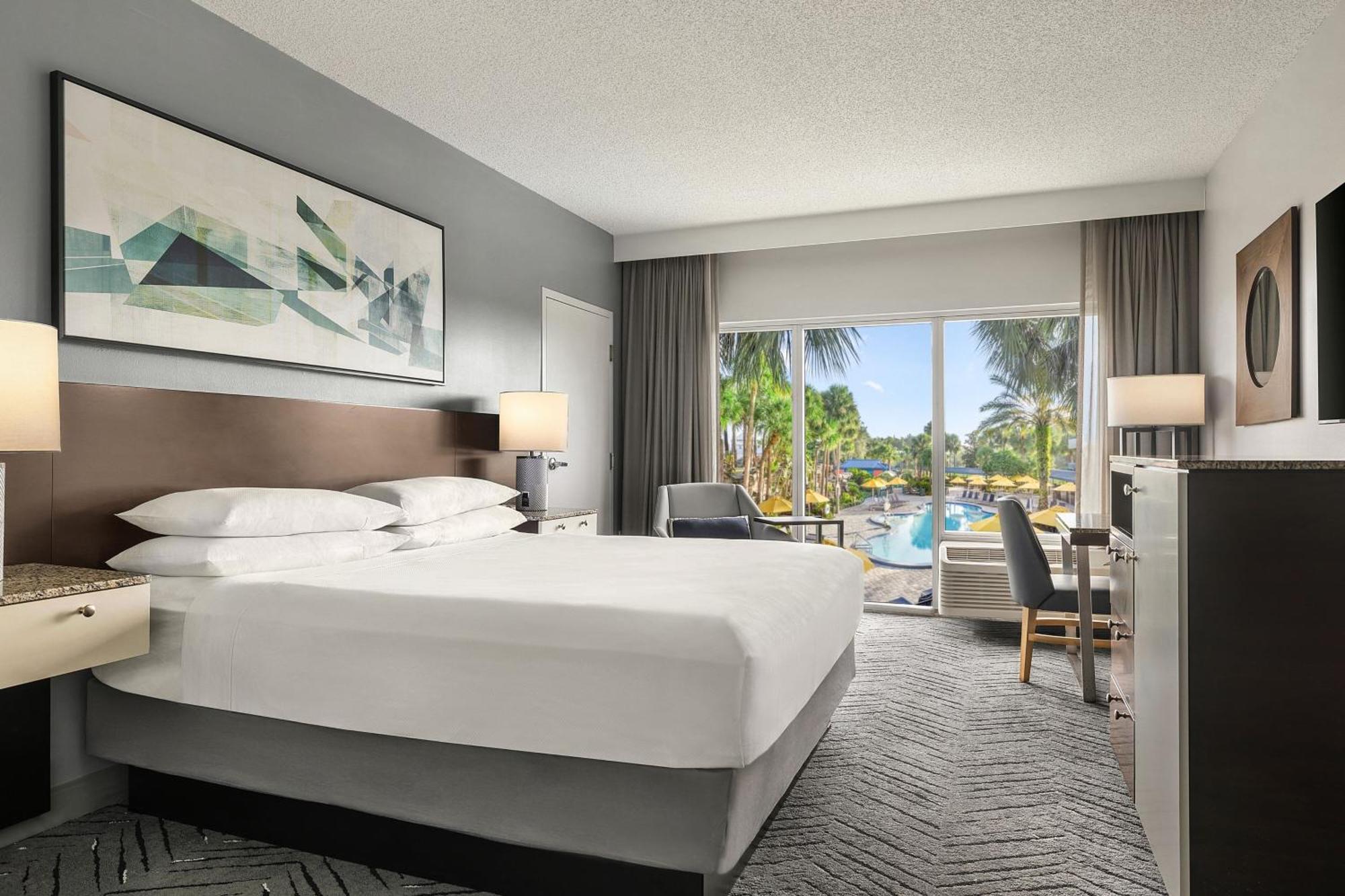 King Room Pool View