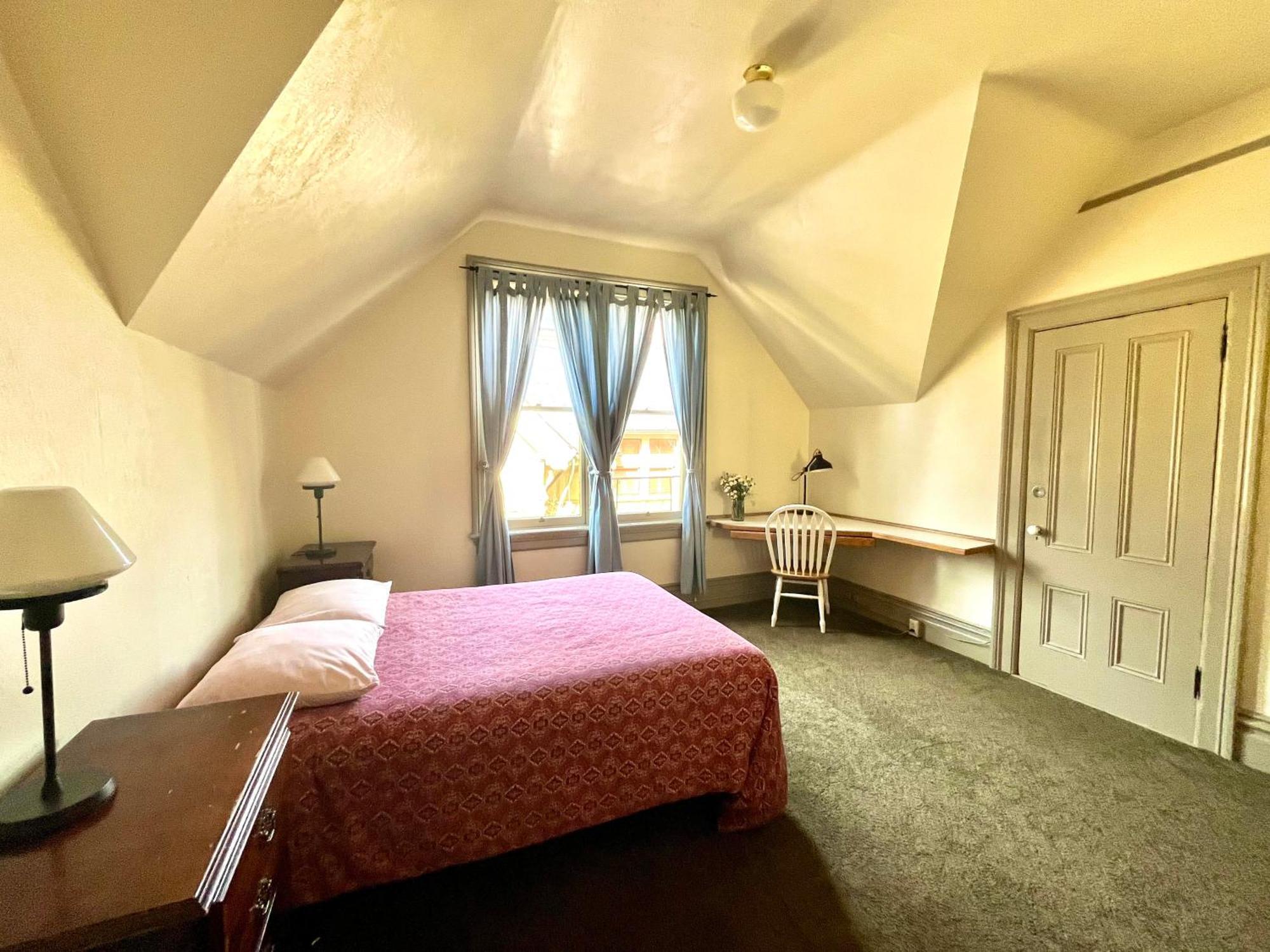 Doppelzimmer mit Gemeinschaftsbad