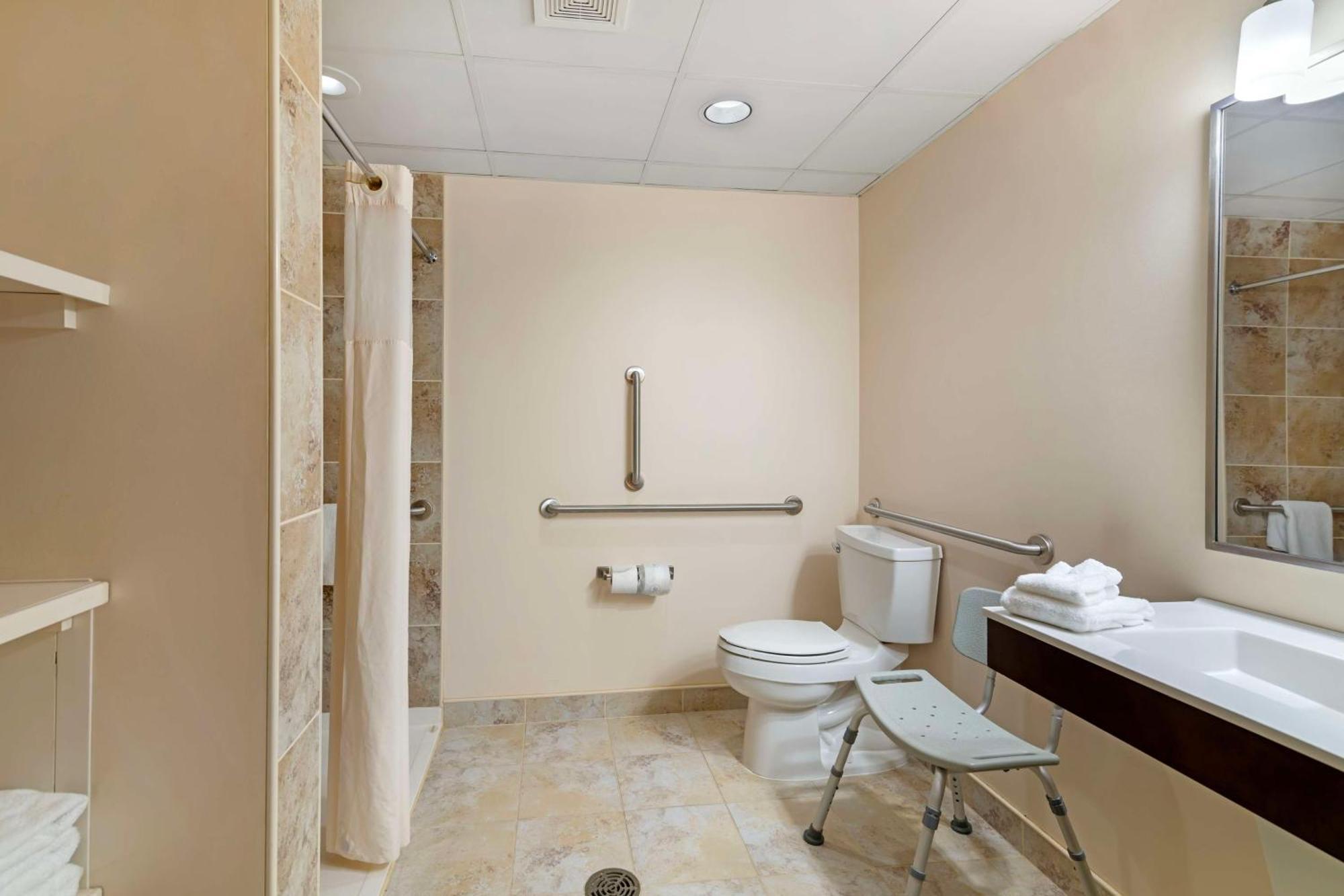 Double Room with Two Double Beds and Roll-In Shower - Mobility Access/Non-Smoking