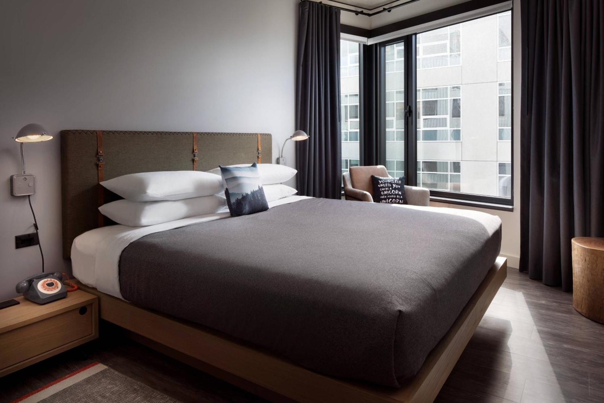 Deluxe King Room,1610840892:JPEG
