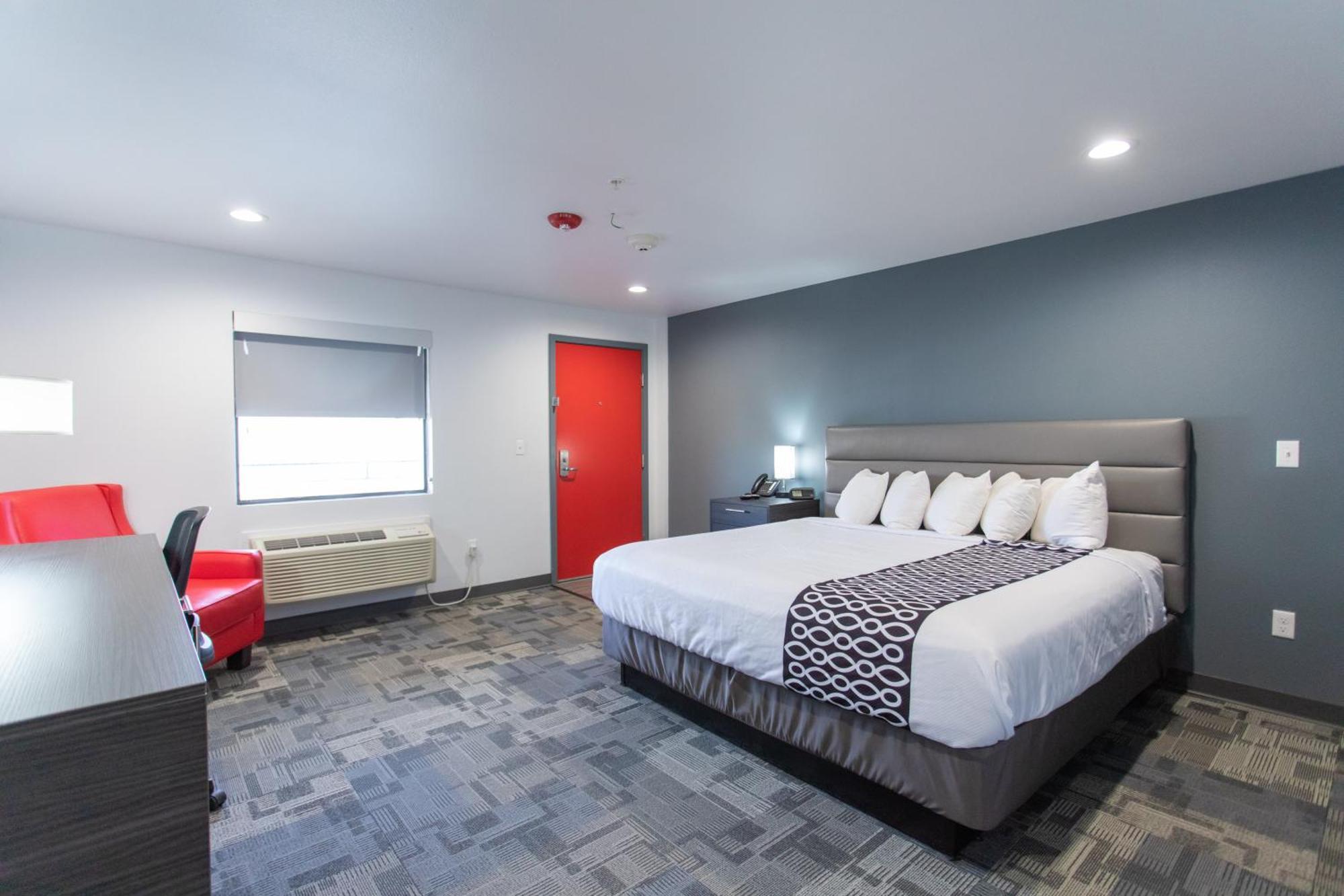 Standard King Room