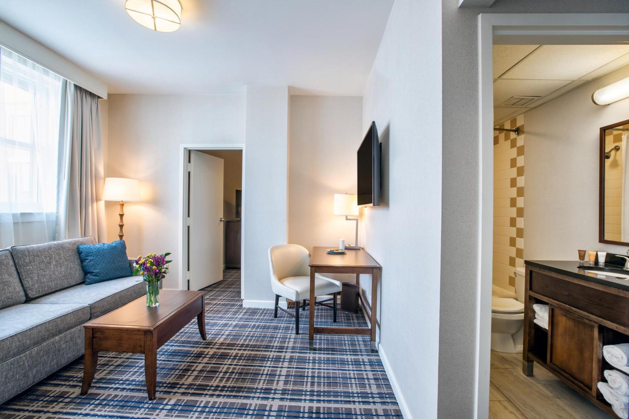 Junior Suite