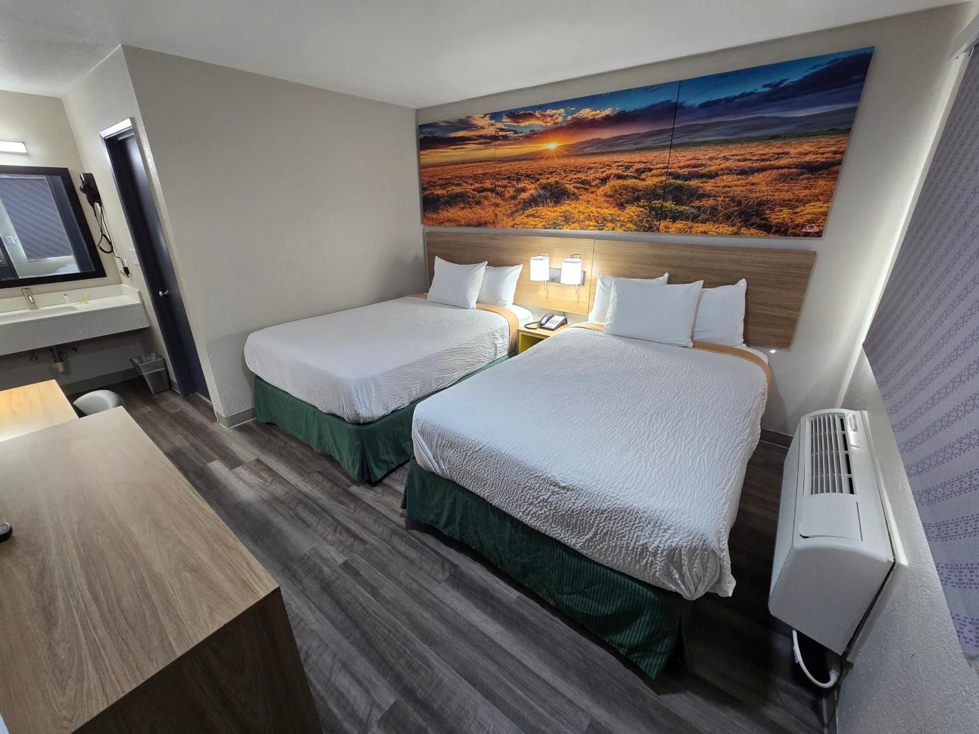 Double Room with Two Double Beds - Non-Smoking