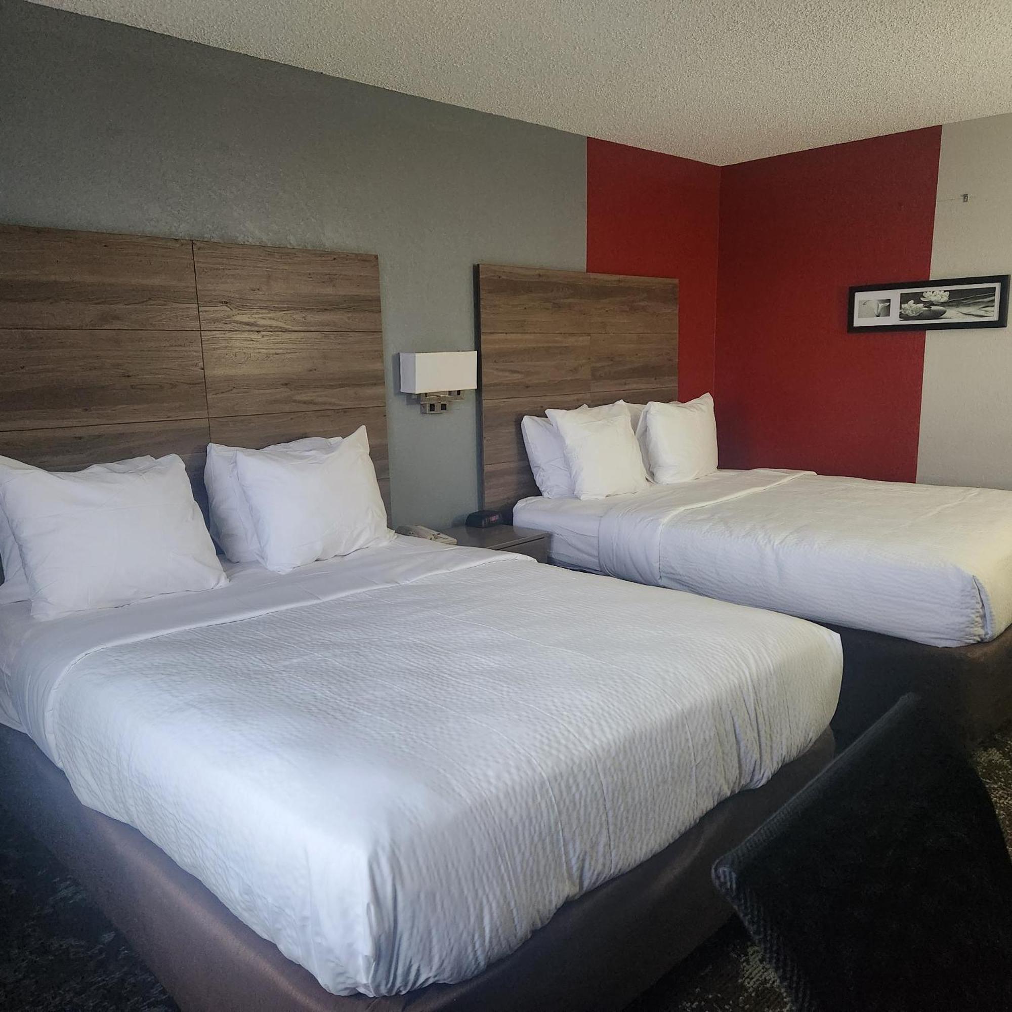 Queen Room with Two Queen Beds - Non-Smoking