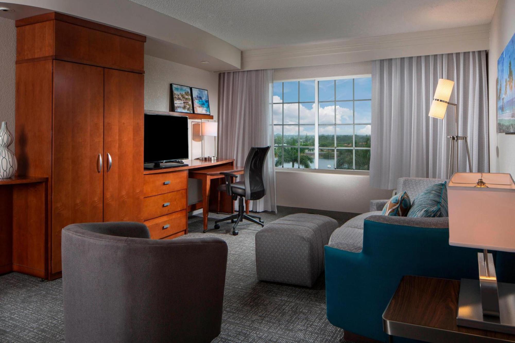 King Suite Sofa Bed,1643153015:JPEG