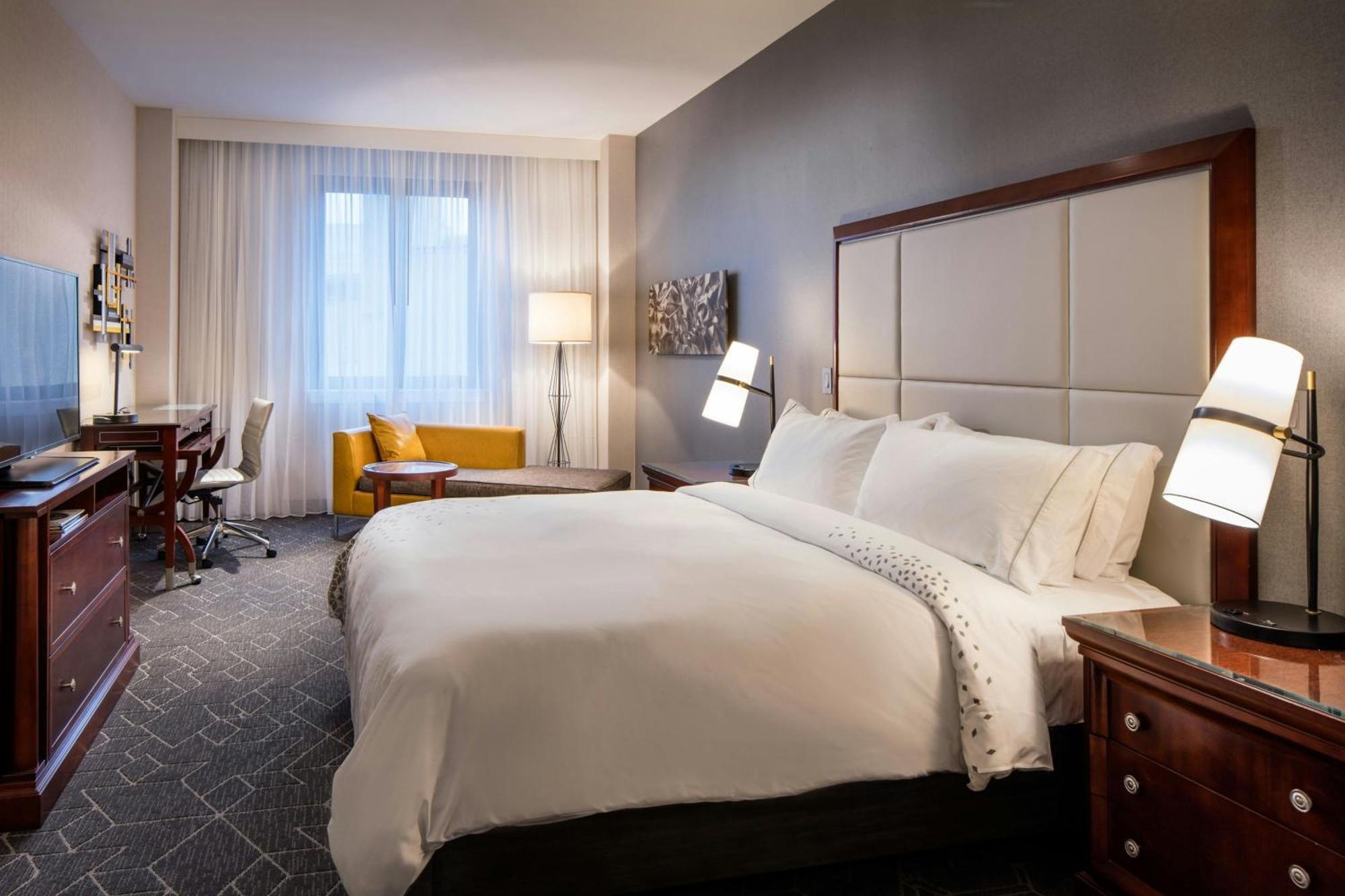 King Room,1643158290:JPEG