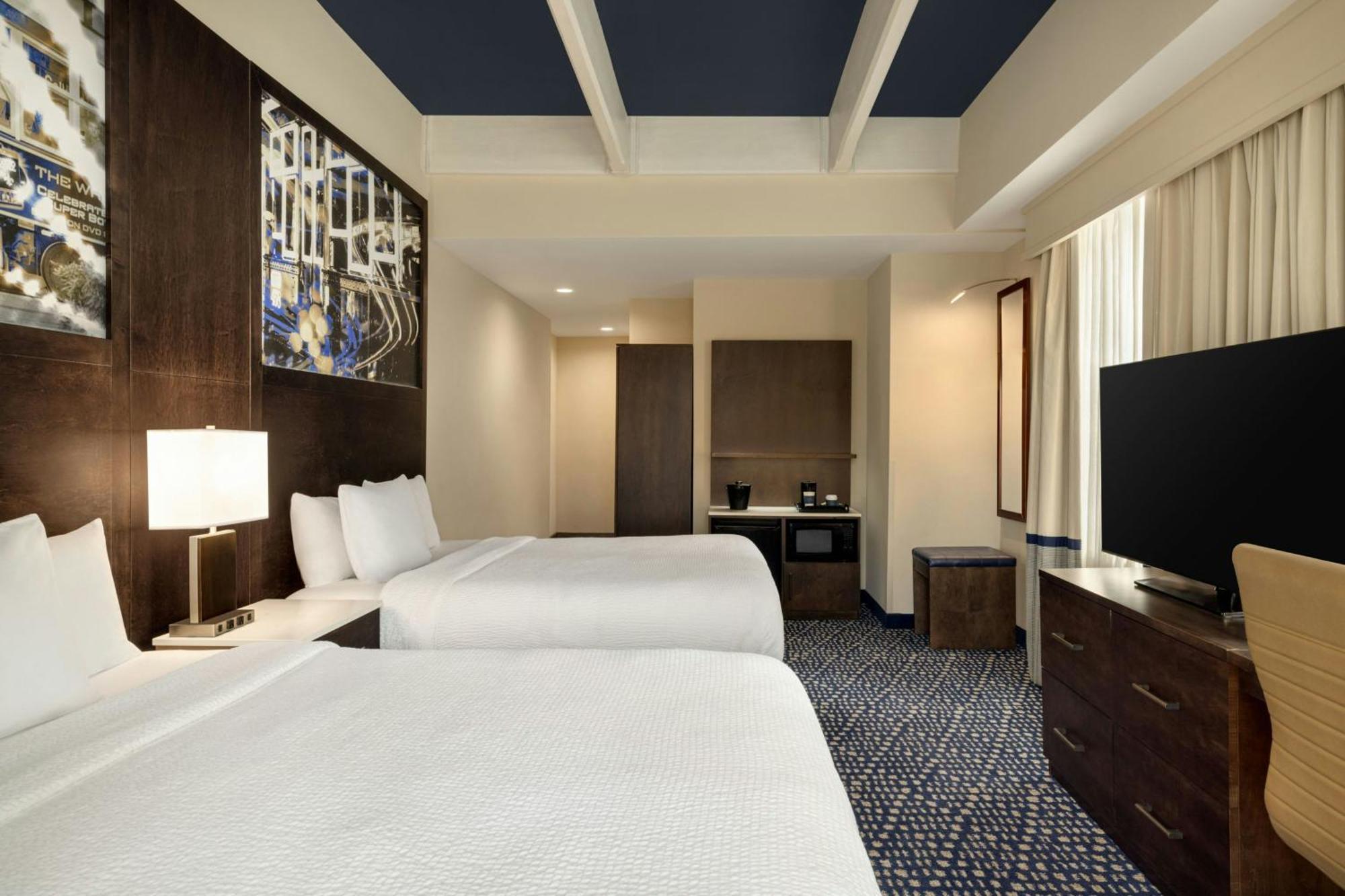 Guest room 2 King Mobility Accessible w or Tub,1649018445:JPEG