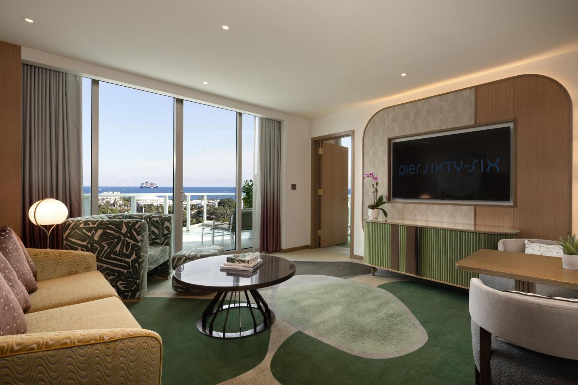 Intracoastal King Suite Disability Access,1649935443:JPEG