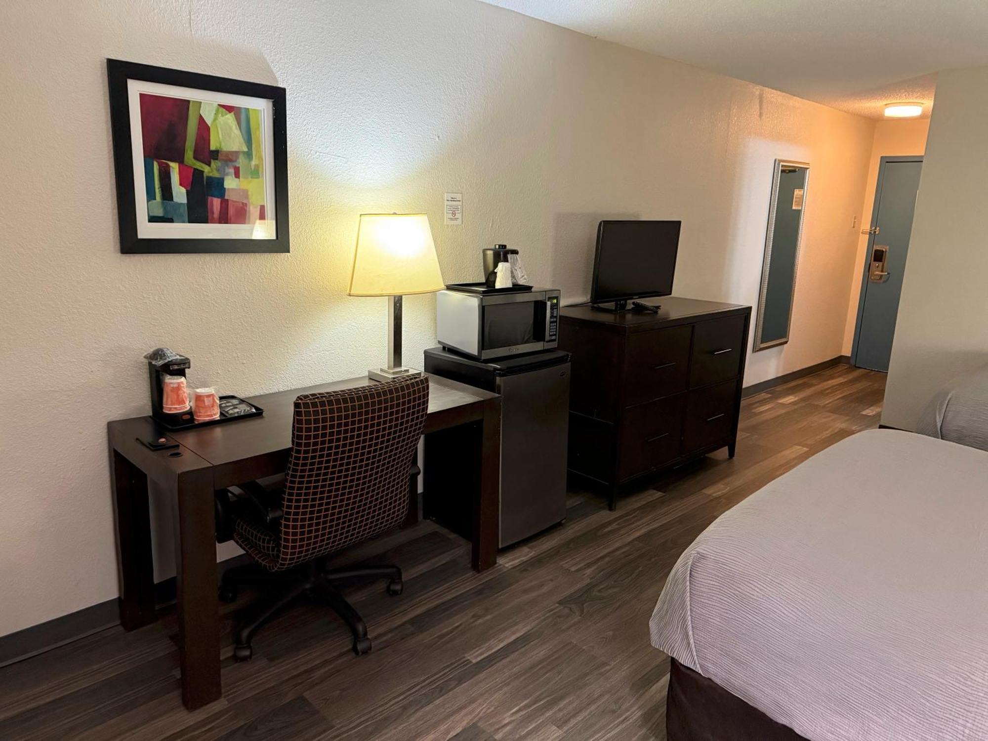 Double Room with Two Double Beds - Non-Smoking