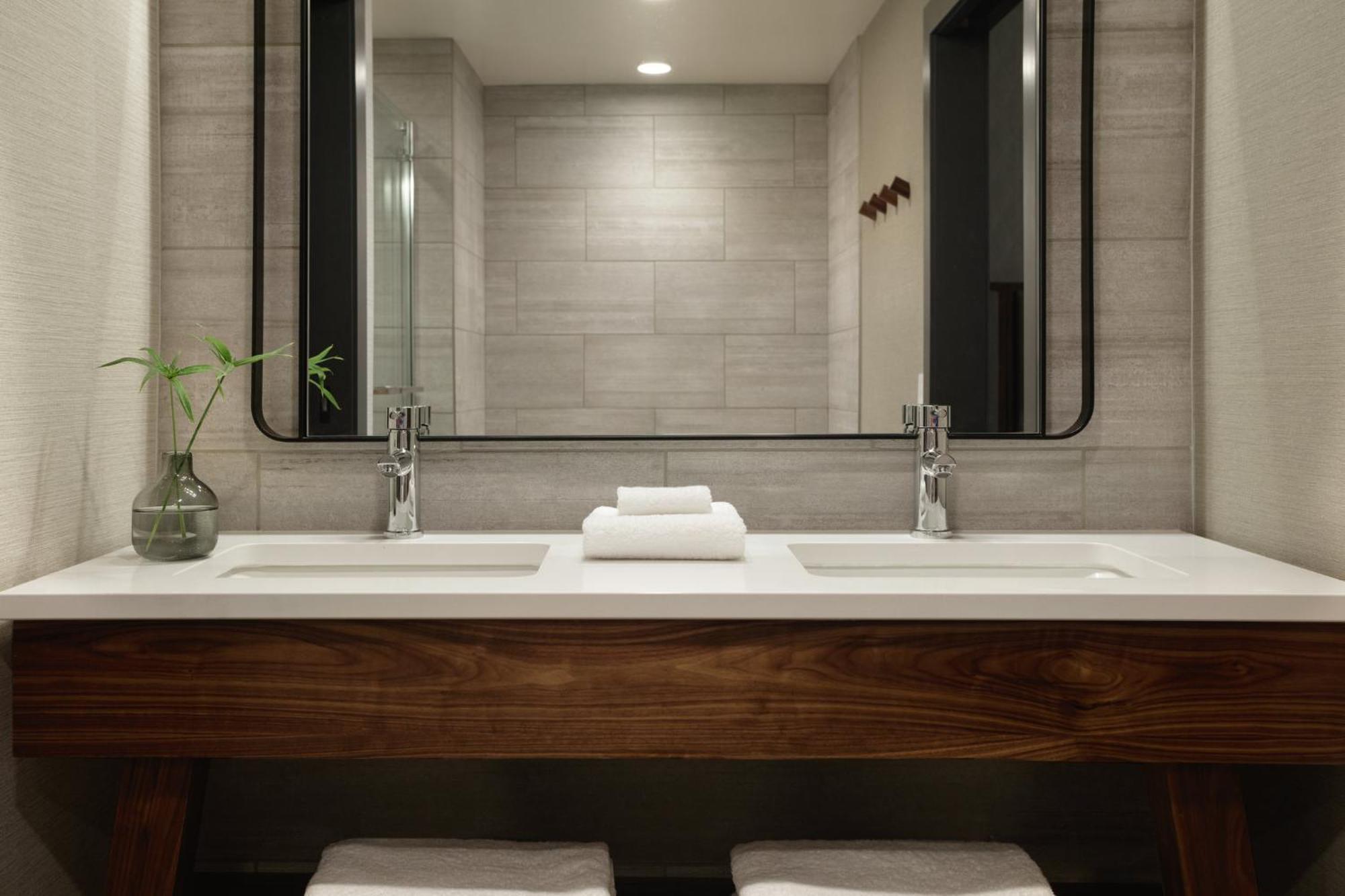 One-Bedroom Suite,1666751354:JPEG