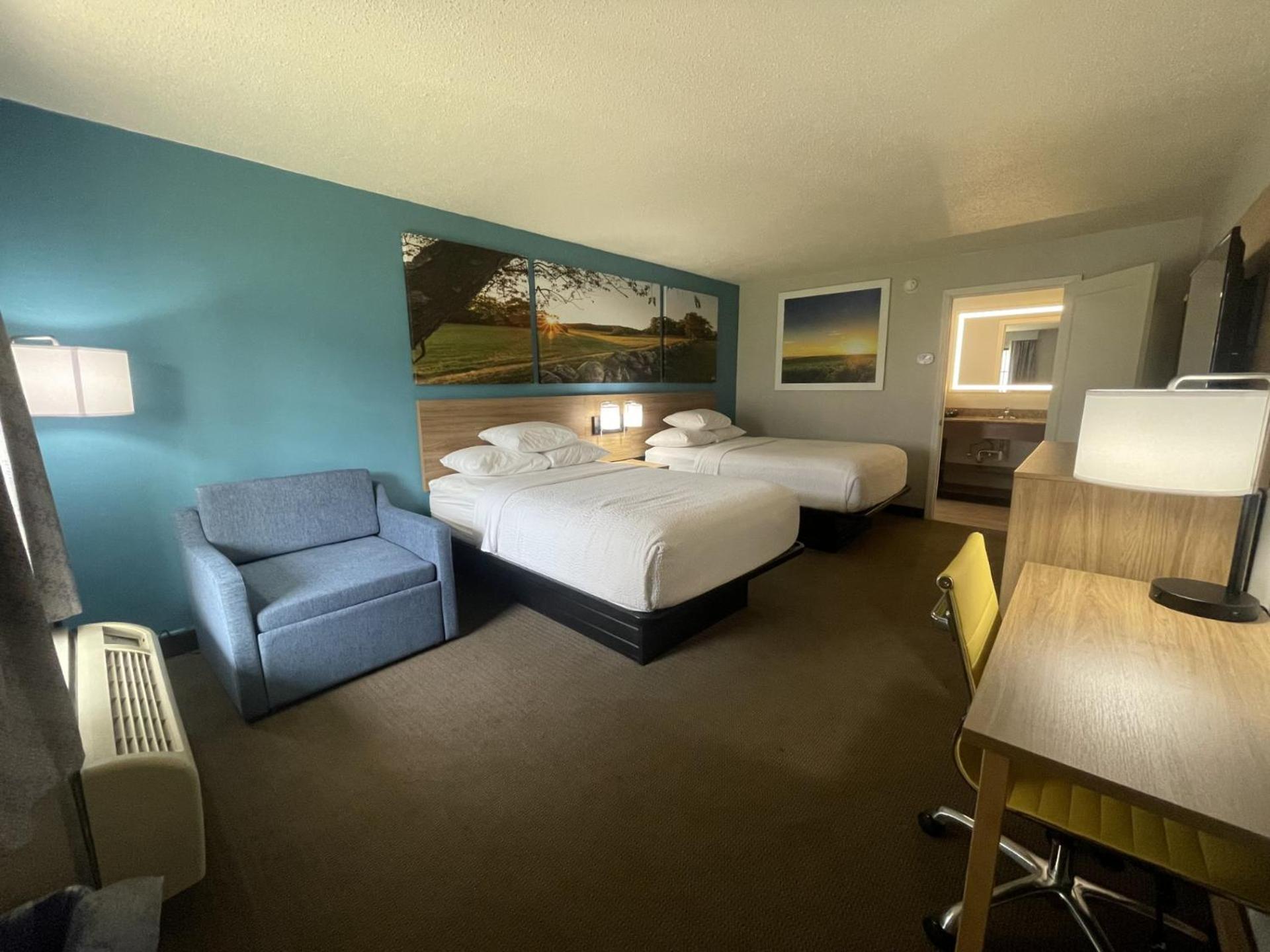 Double Room Two Double Beds Smoking