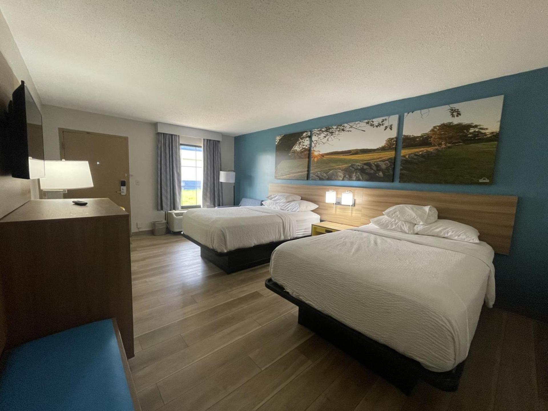 Double Room Two Double Beds Smoking