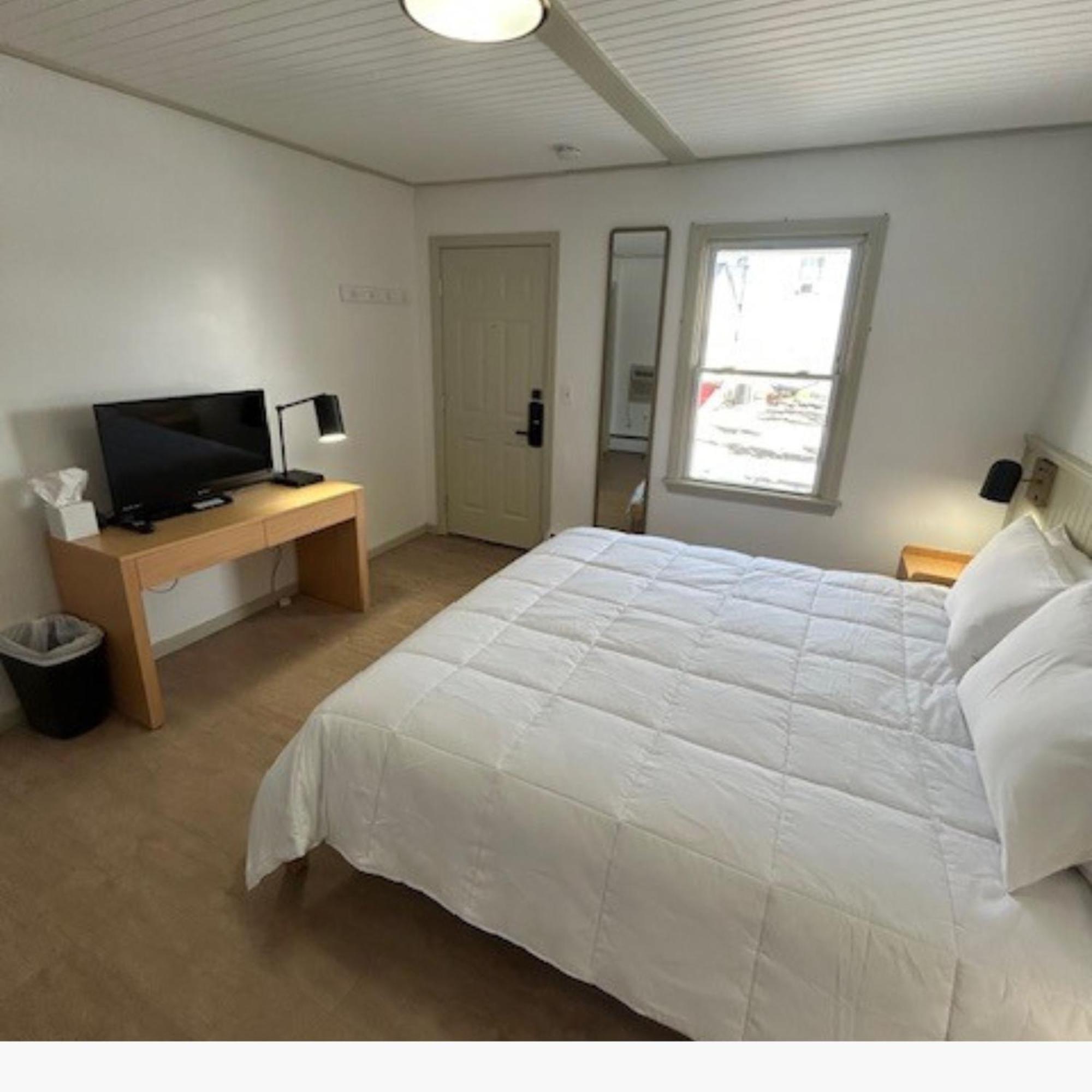 Two-Bedroom Suite