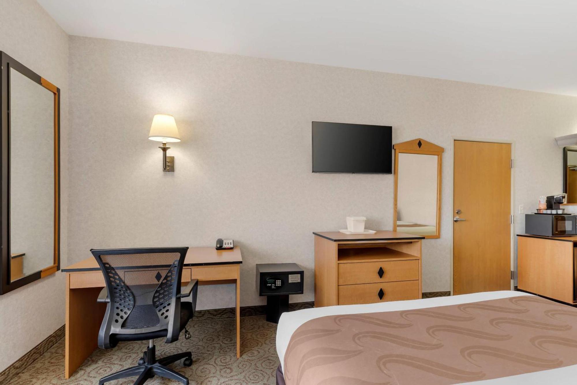 Queen Room with Two Queen Beds - Disability Access/Non-Smoking