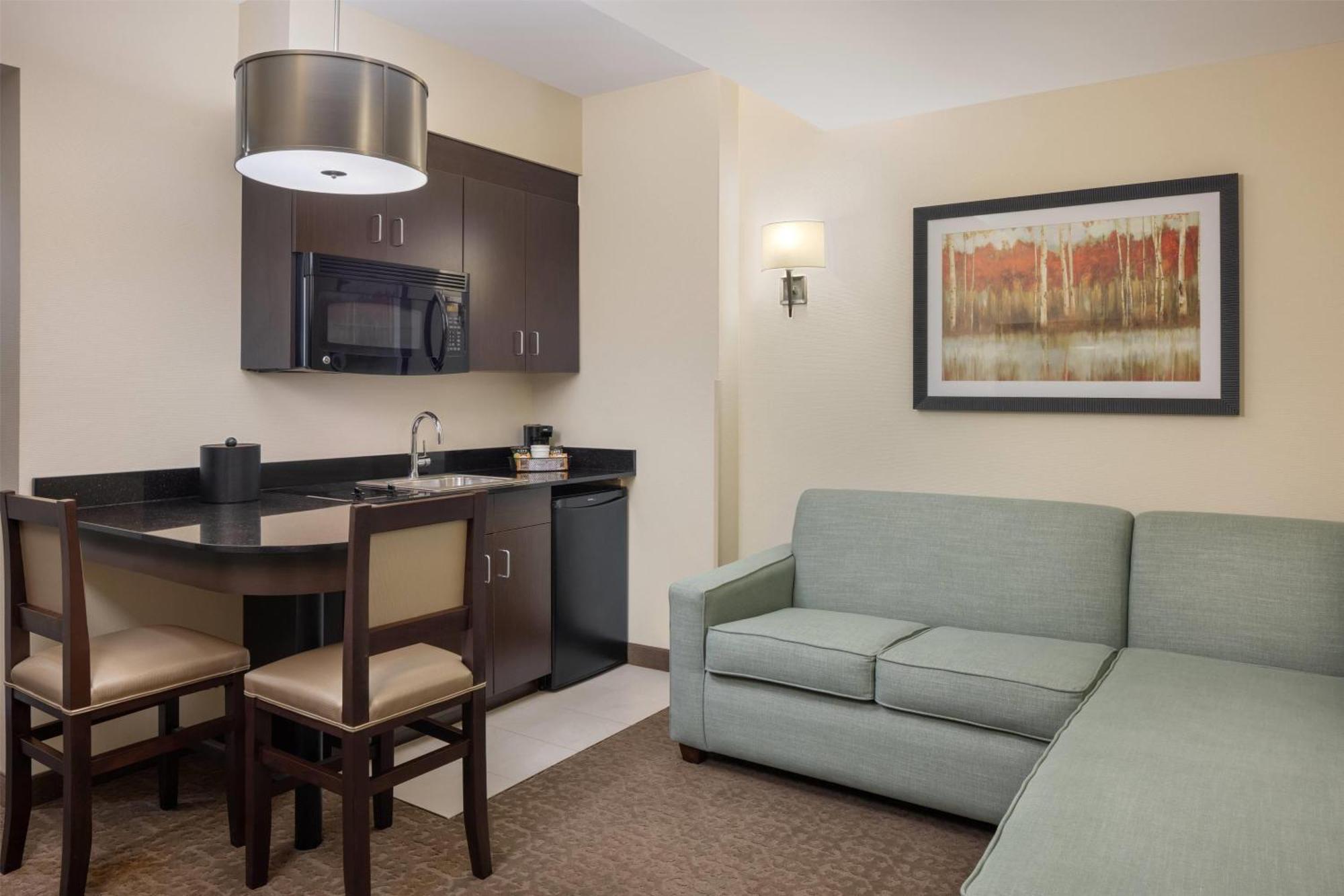 Luxury One Bedroom Suite King Bed Lake View NO RESORT FEE,1681718568:JPEG