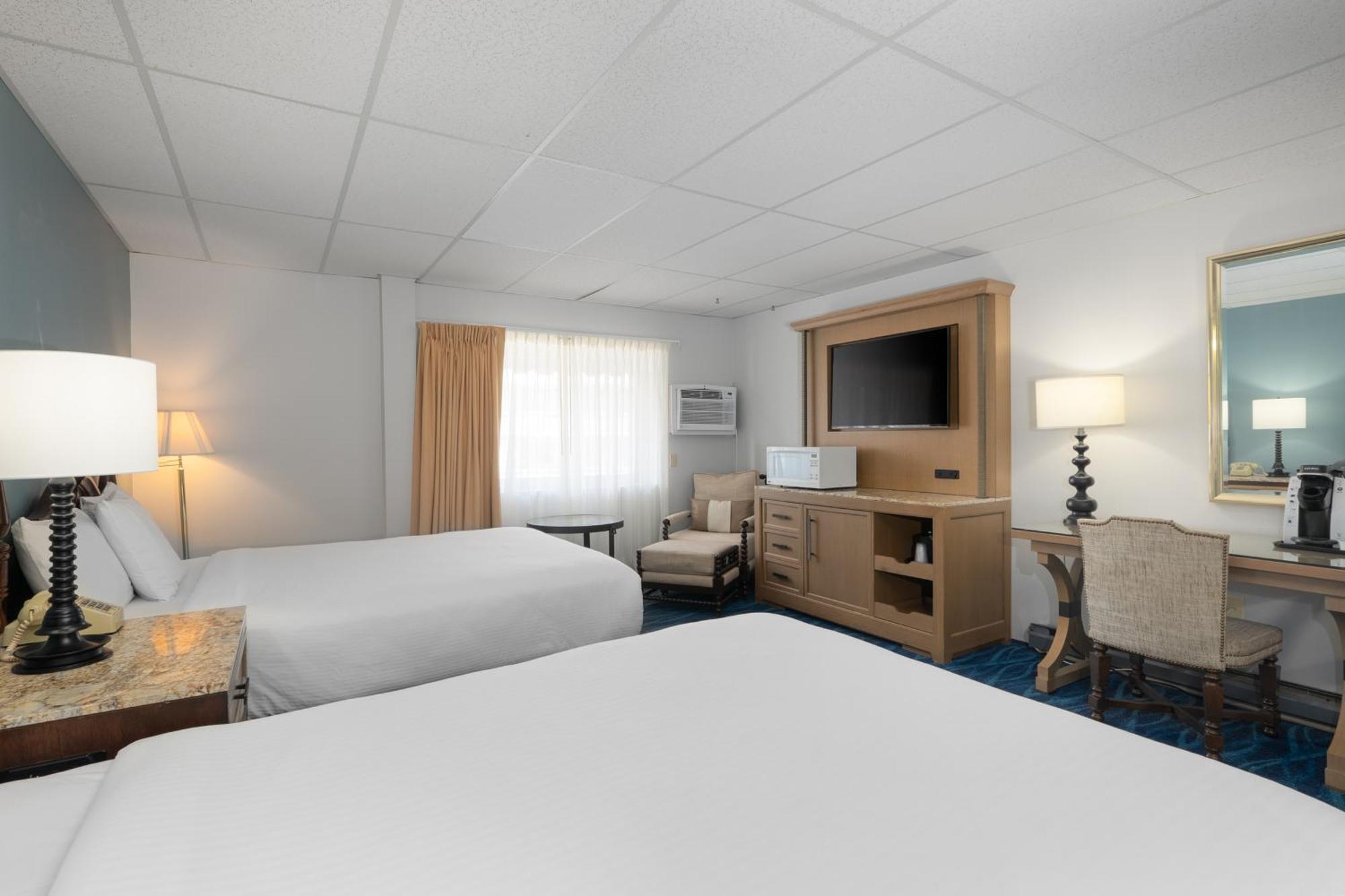 Two Queen Economy Room