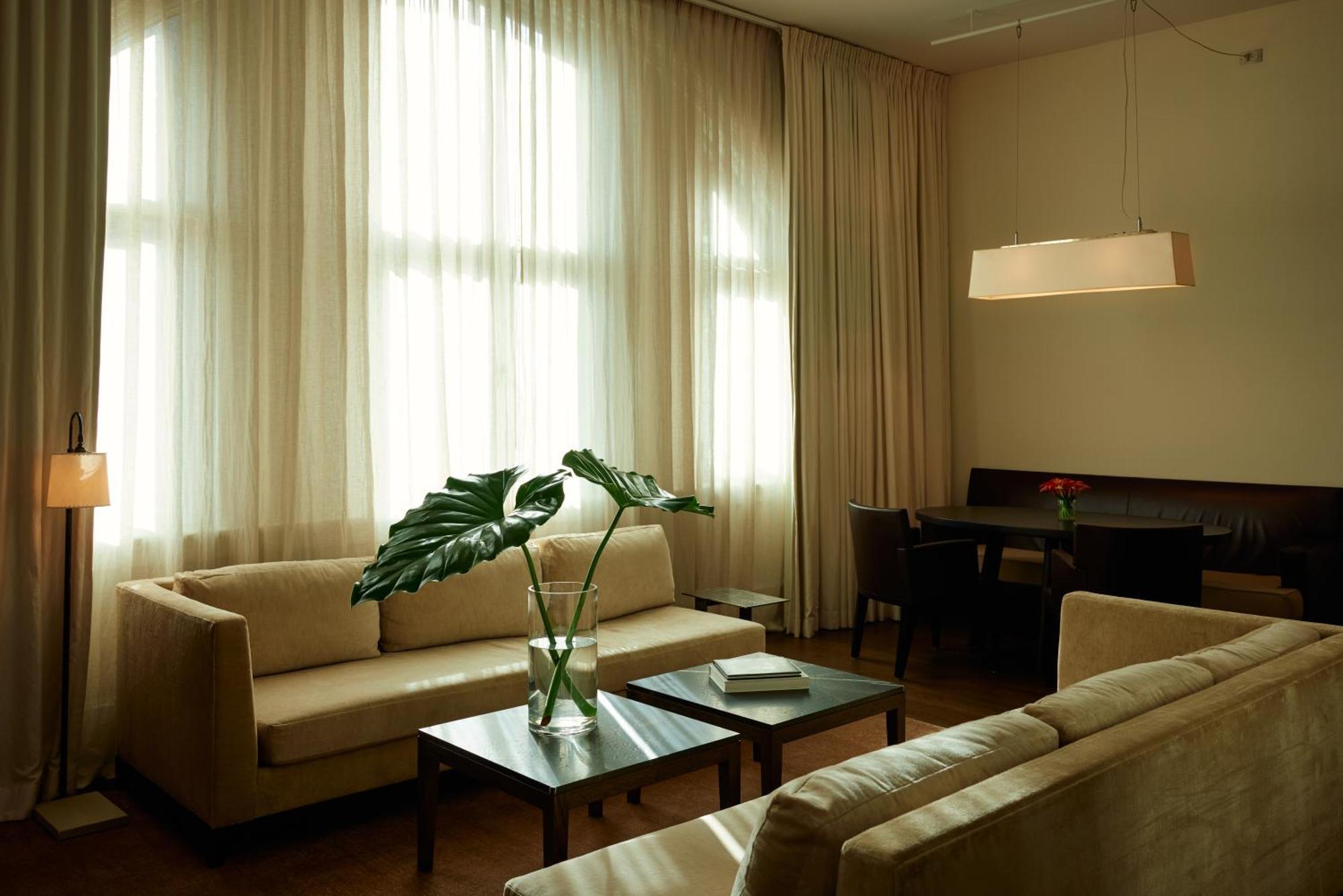 Loft Suite,1690942707:JPEG