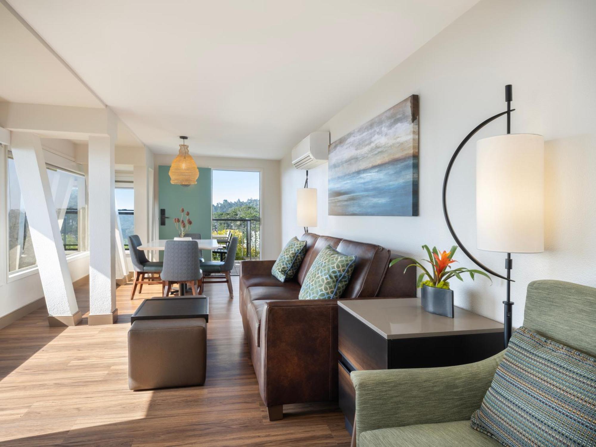 Sunset Suite , 1 Queen with Sofa bed, Ocean View