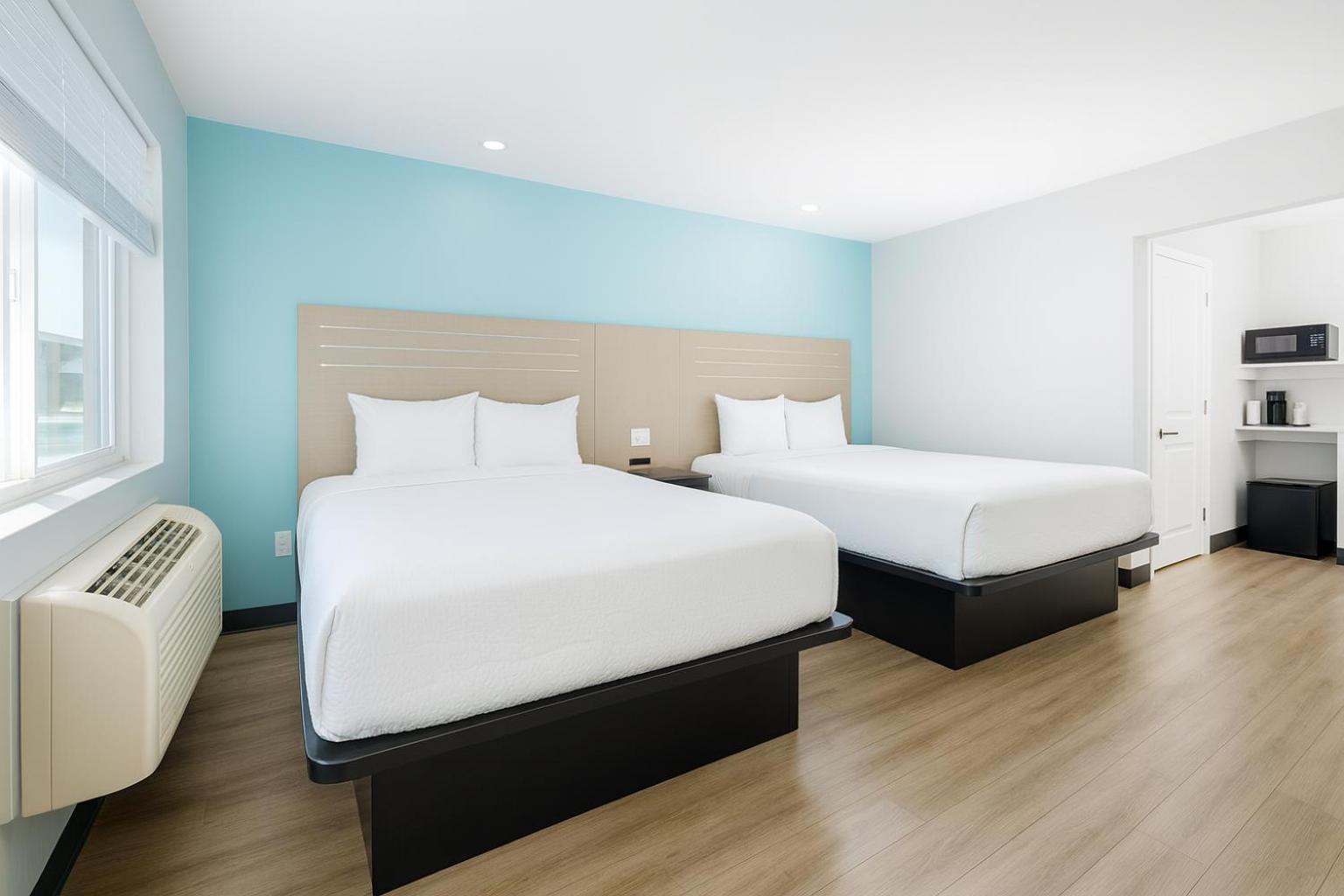 Queen Room with Two Queen Beds - Non-Smoking
