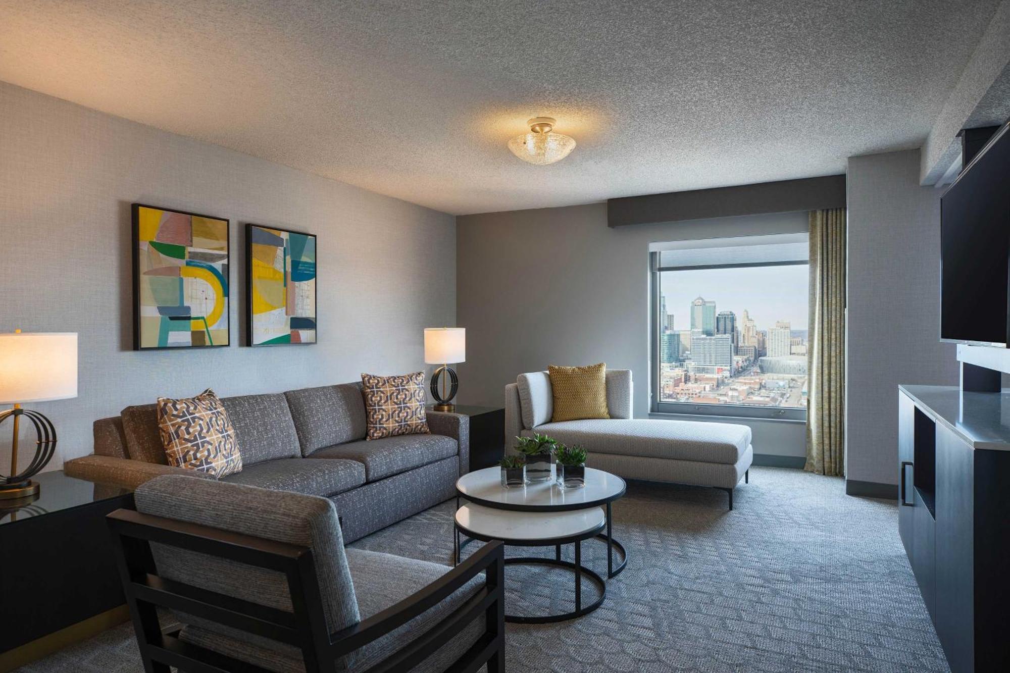 Junior Suite1 King Corner room Sofa Bed High floor,1706151930:JPEG