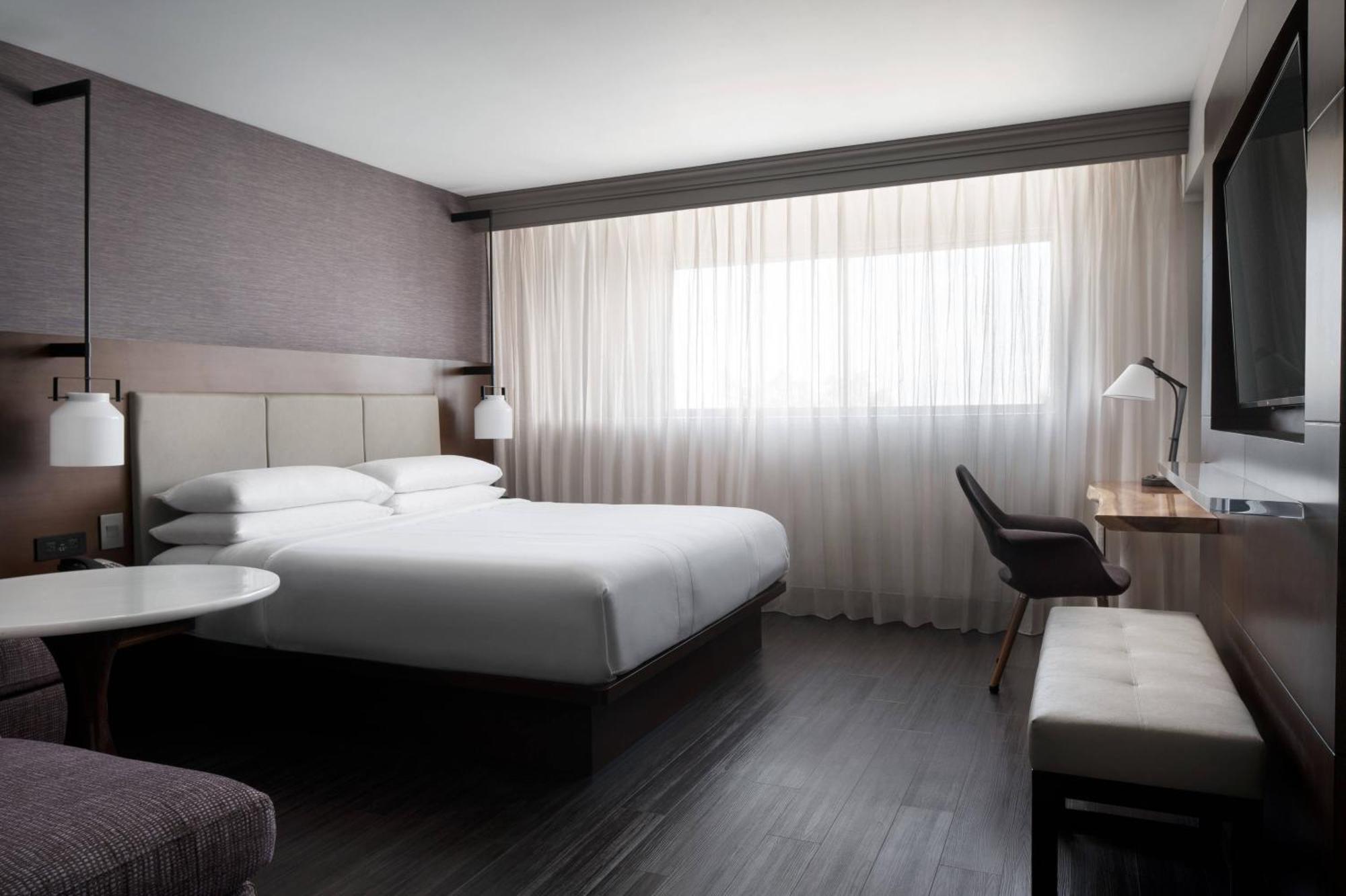 Executive Level King Room Guest room 1 King High floor,693300747:JPEG