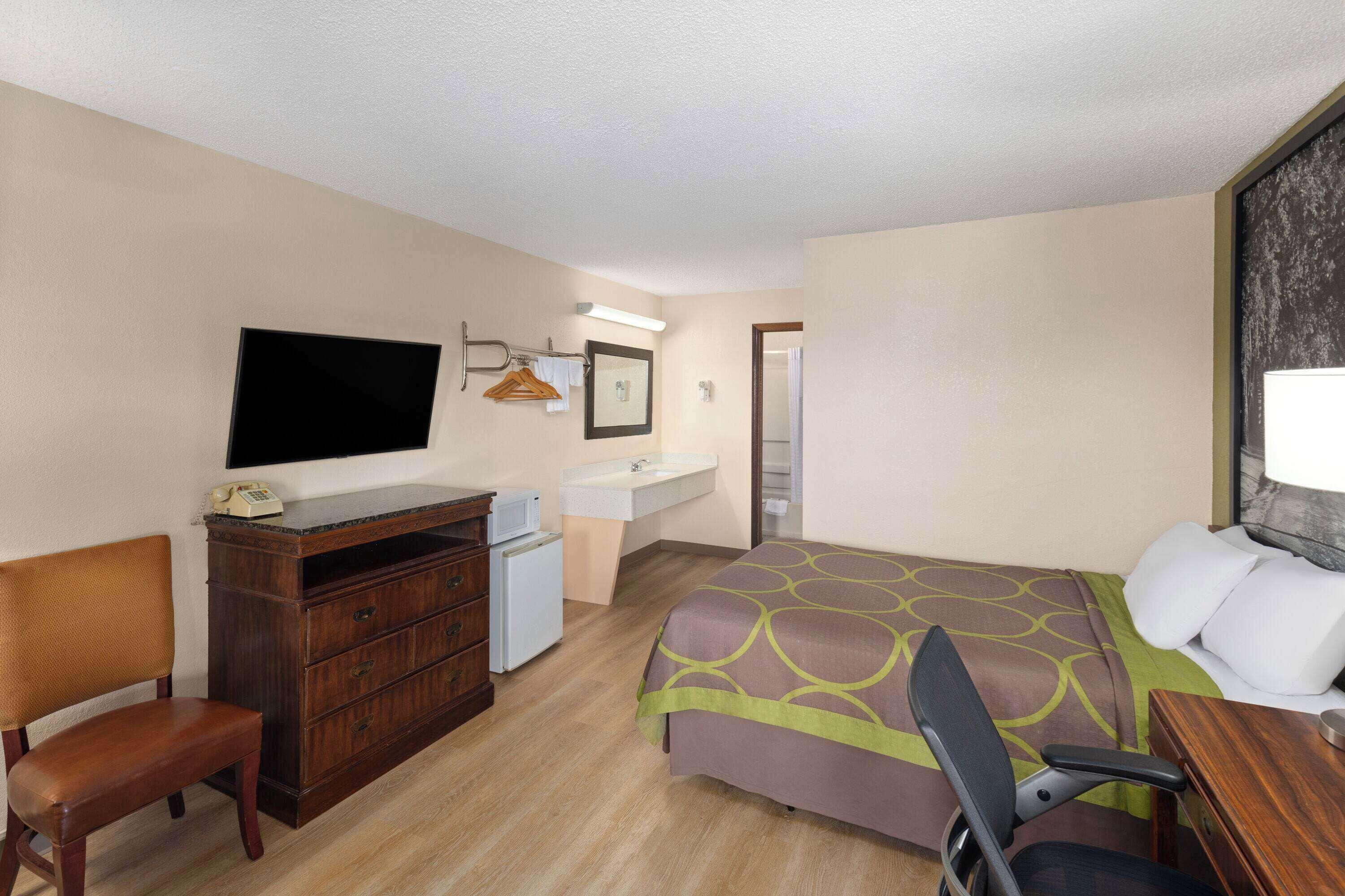 Double Room - Smoking