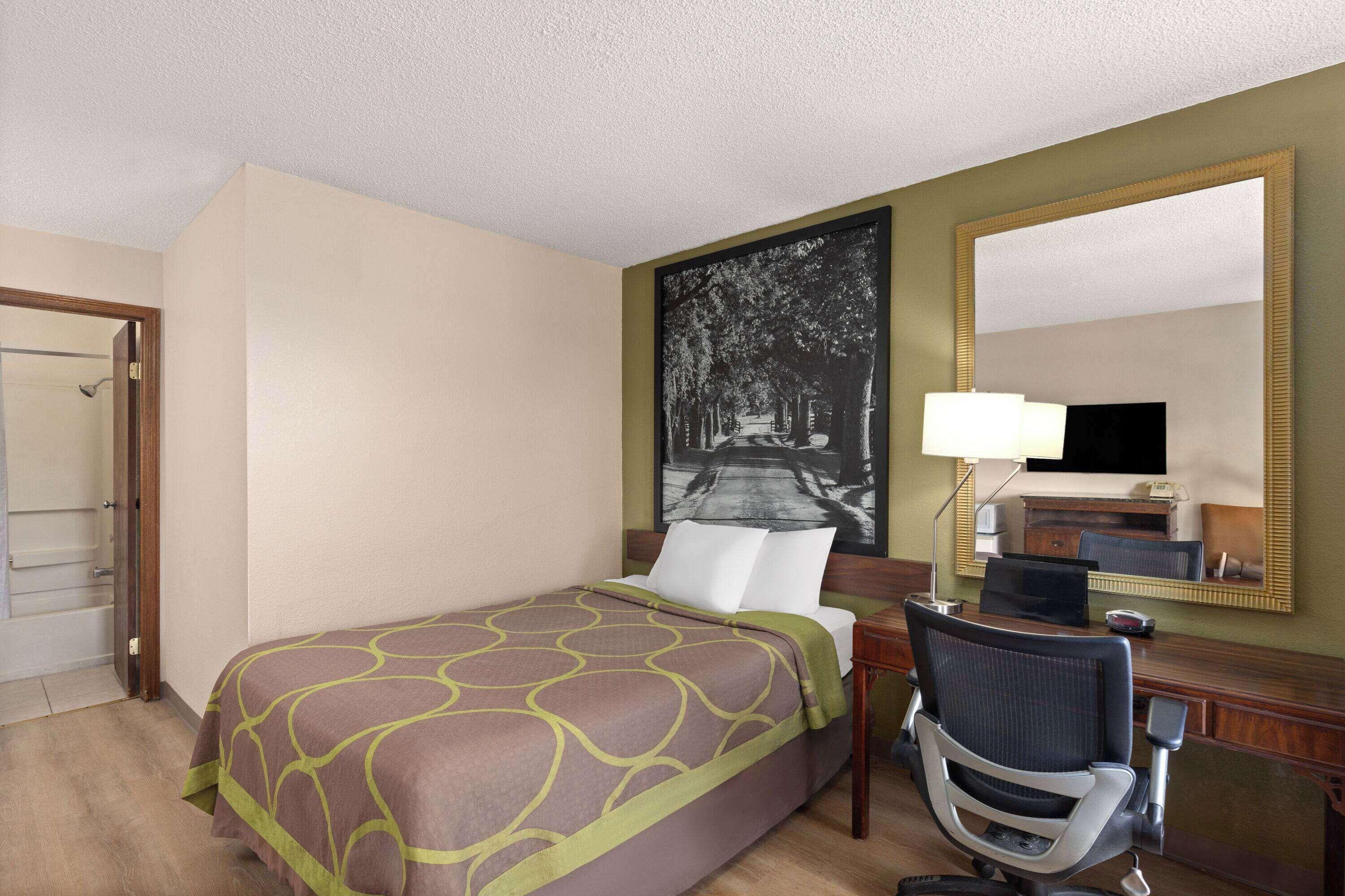 Double Room - Non-Smoking