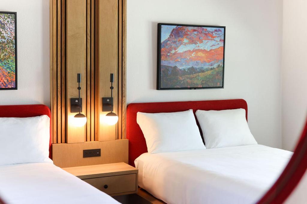 Double Room with Pool View