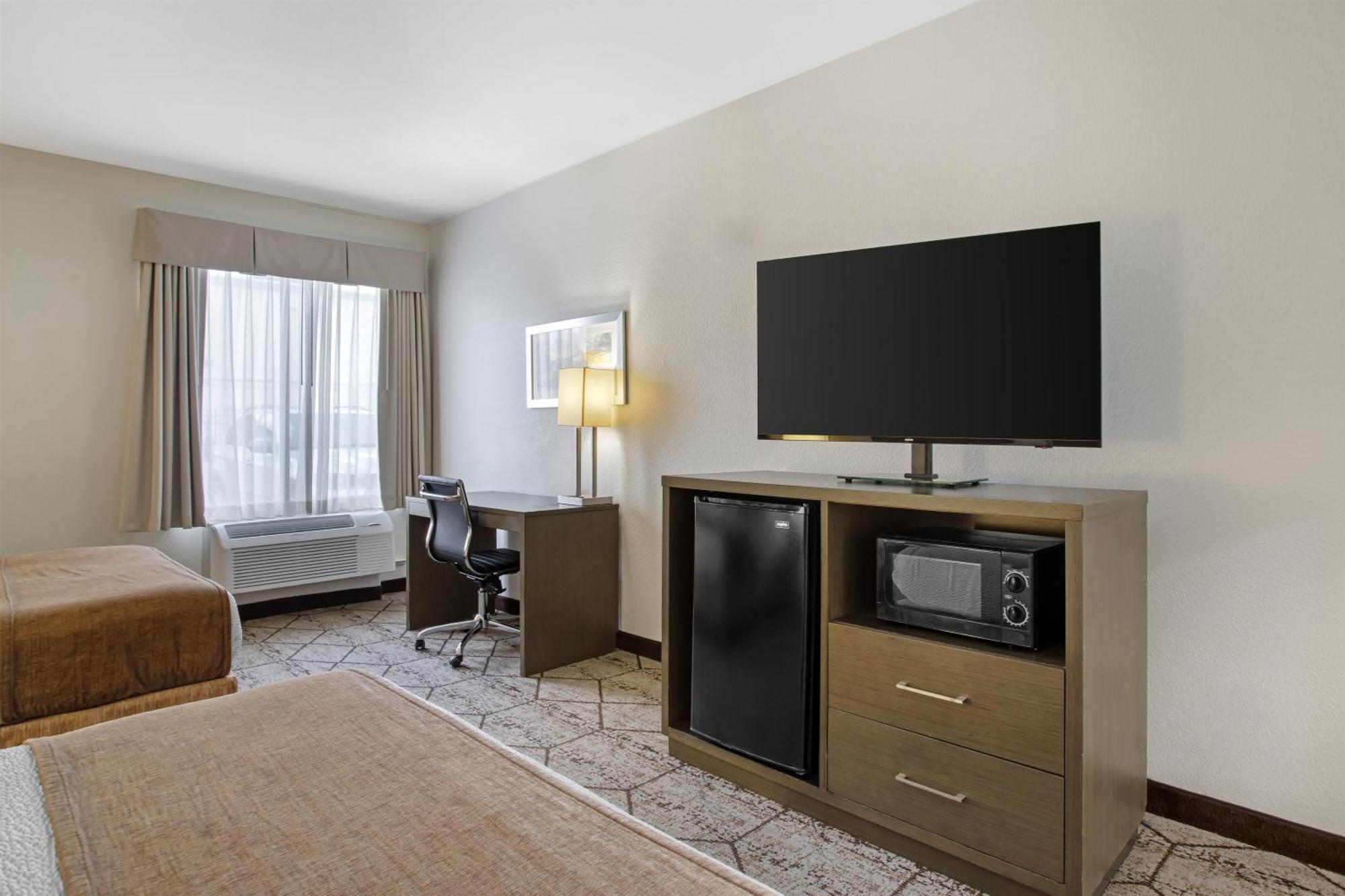 Queen Room with Two Queen Beds - Disability Access/Non-Smoking