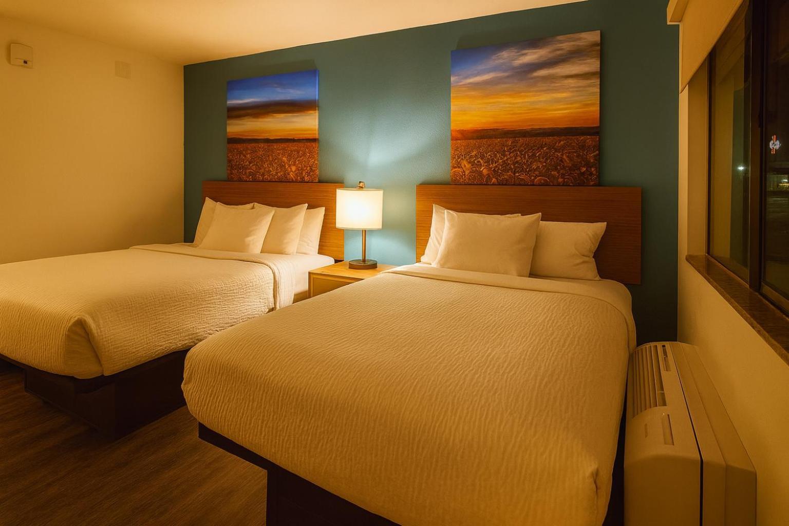 Studio Suite with Two Double Beds and Kitchenette - Non-Smoking