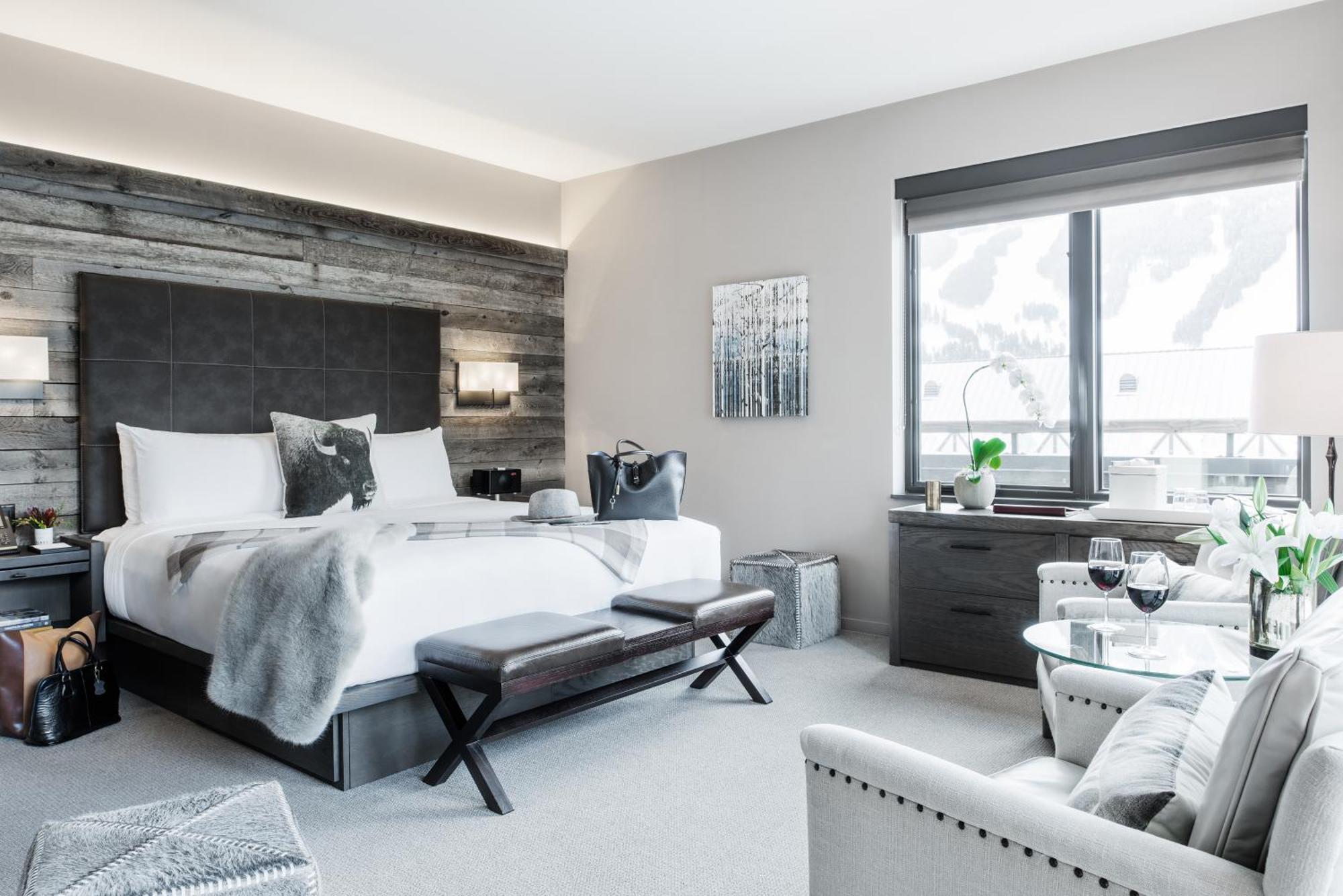 King Suite with Balcony