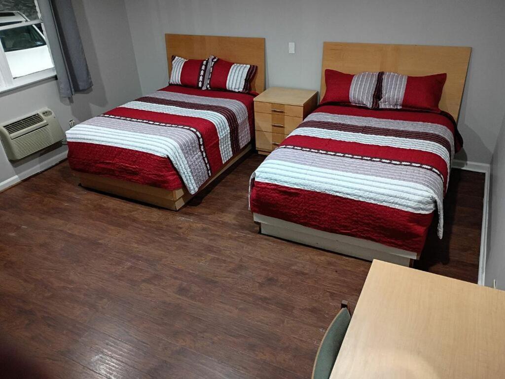 Double Room with Two Double Beds - Non-Smoking