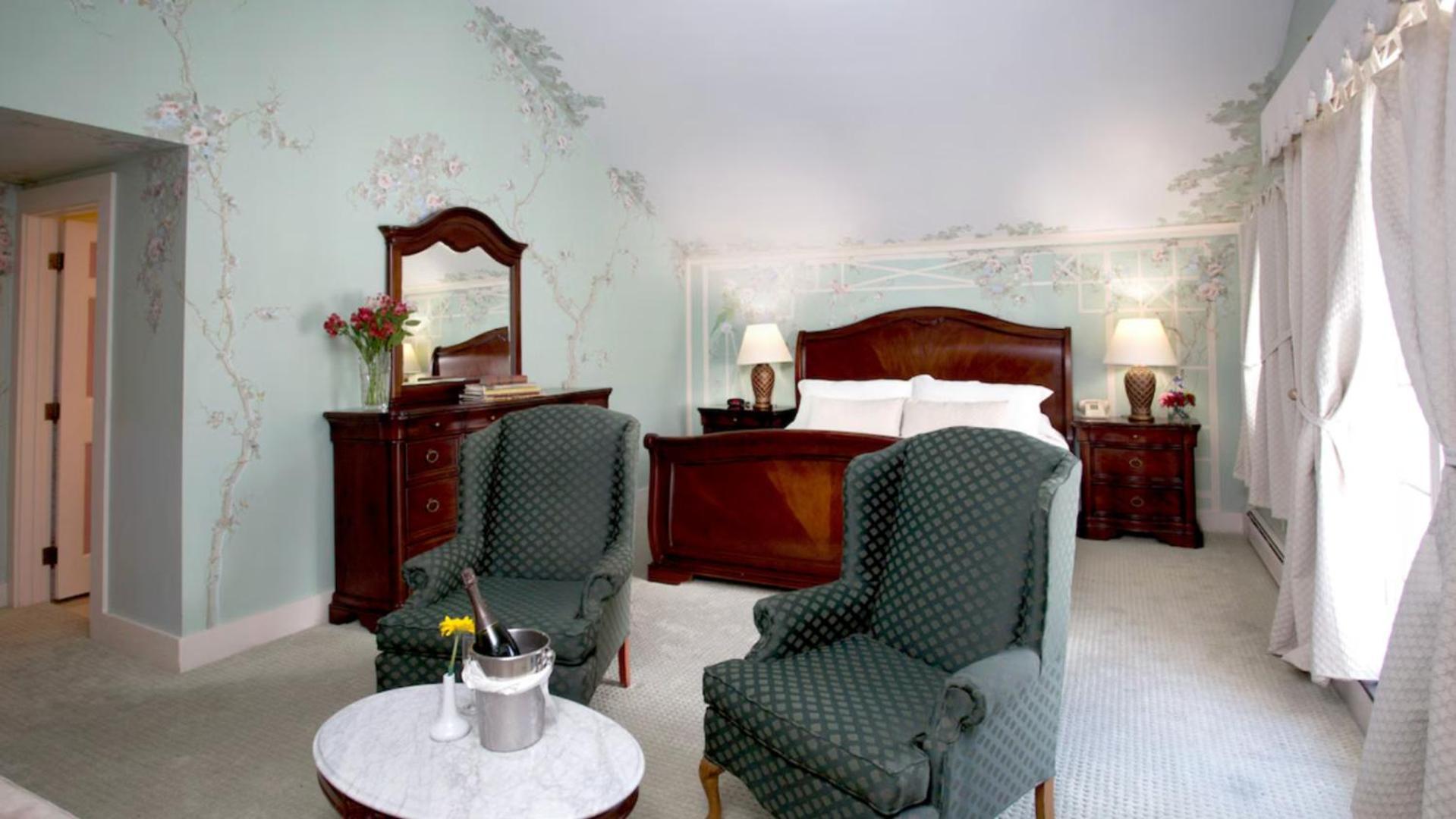 Superior King Room,1709931347:JPEG