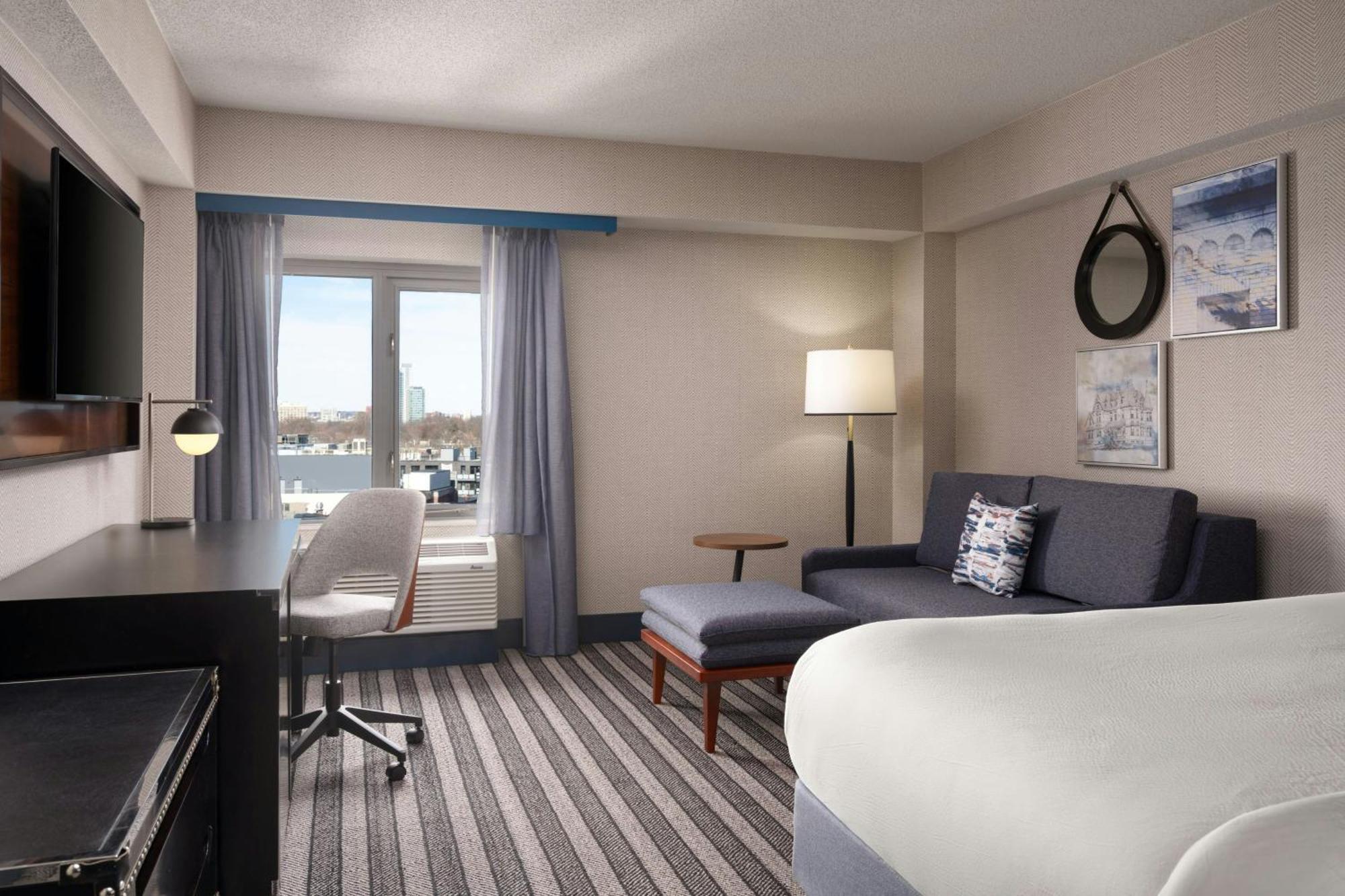 King Room with City View