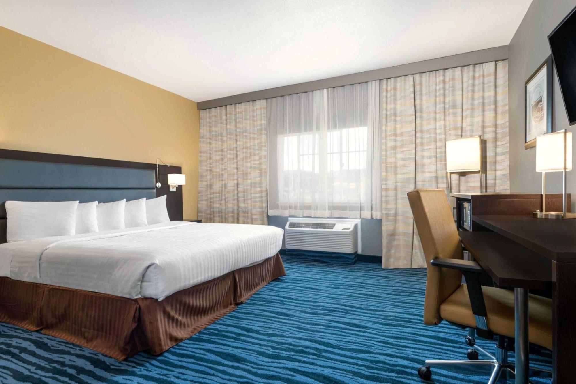 King Room - Mobility Access/Non-Smoking