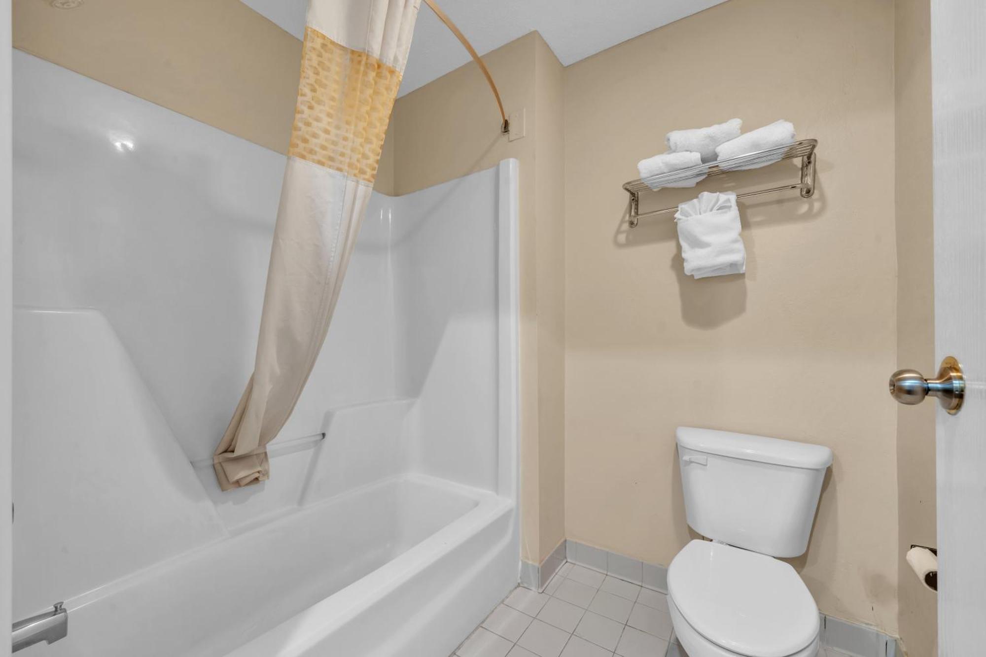Double Room with Two Double Beds - Non-Smoking