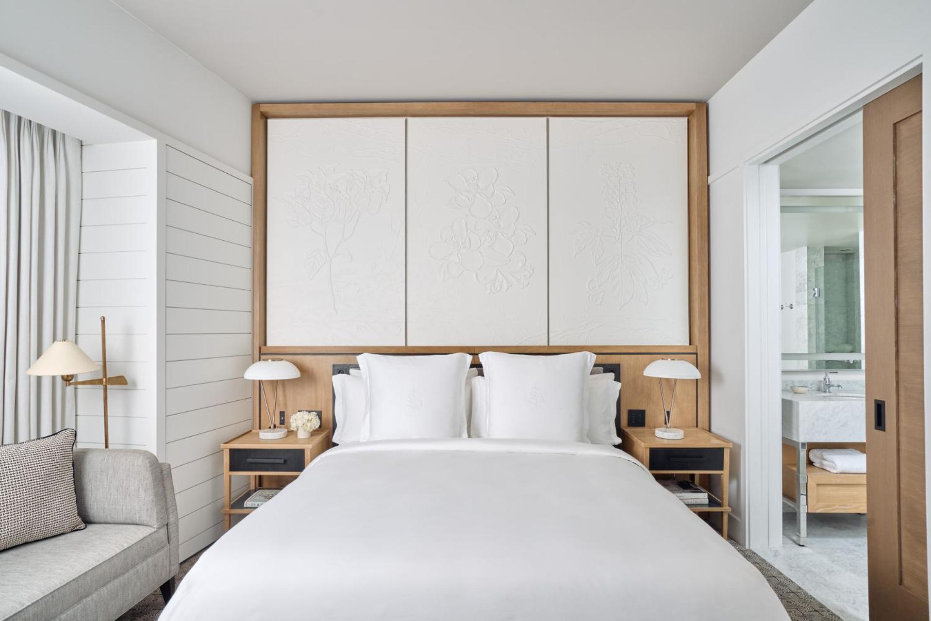 Barrierefreies Premier Zimmer mit Kingsize-Bett und Stadtblick