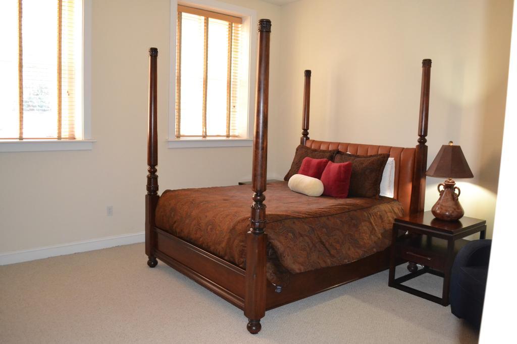 Two-Bedroom Apartment,185530797:JPEG