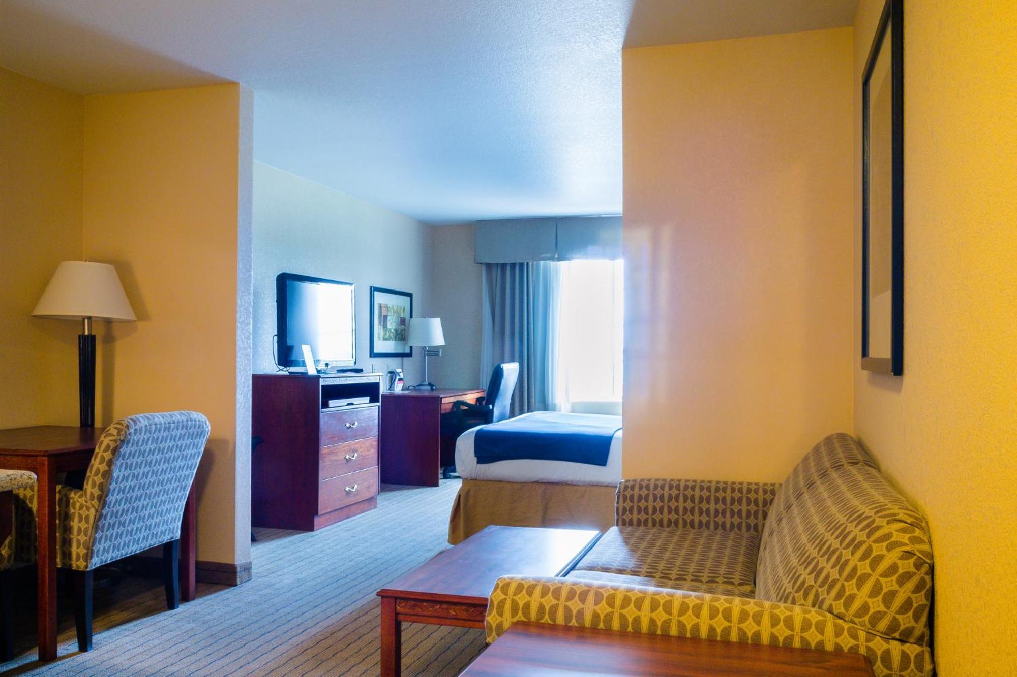 King Suite,54151309:JPEG