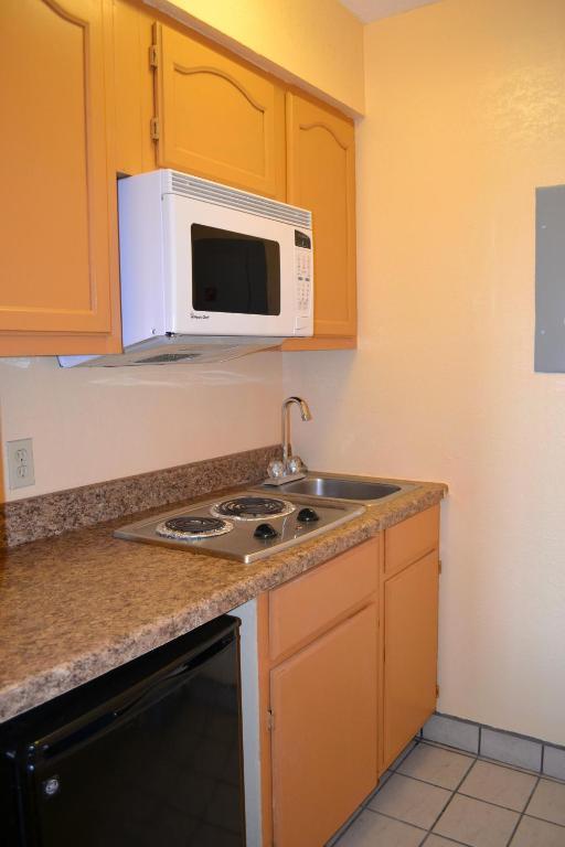 King Room with Kitchenette