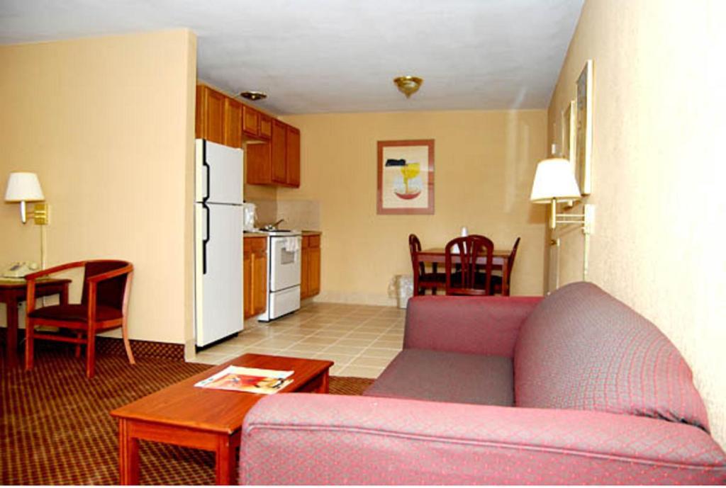 Two-Bedroom Suite