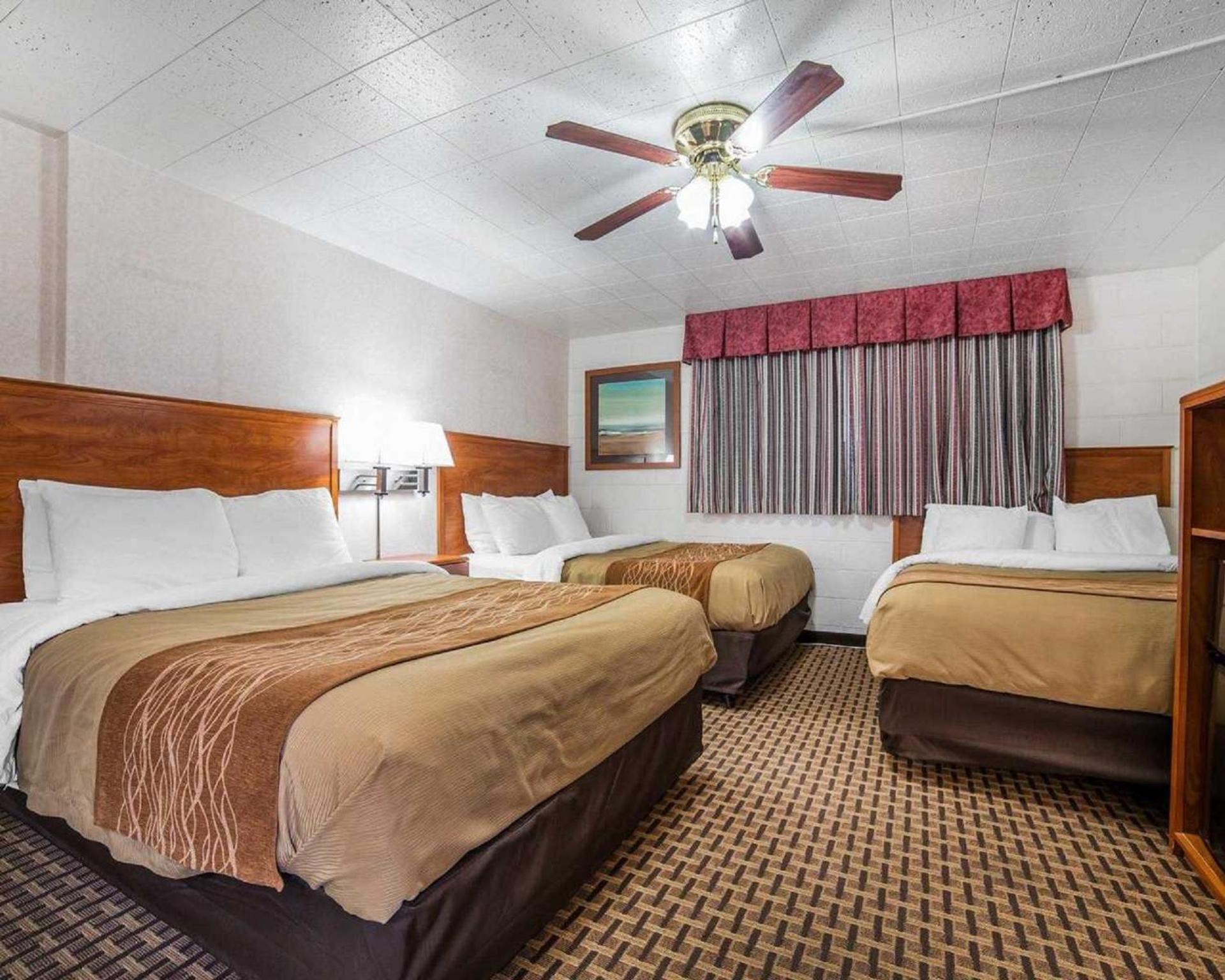 Queen Room with Two Queen Beds - Non-Smoking