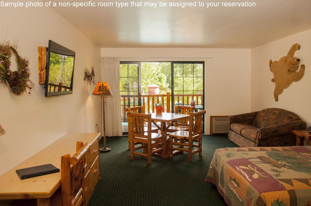 Queen Room,209571349:JPEG