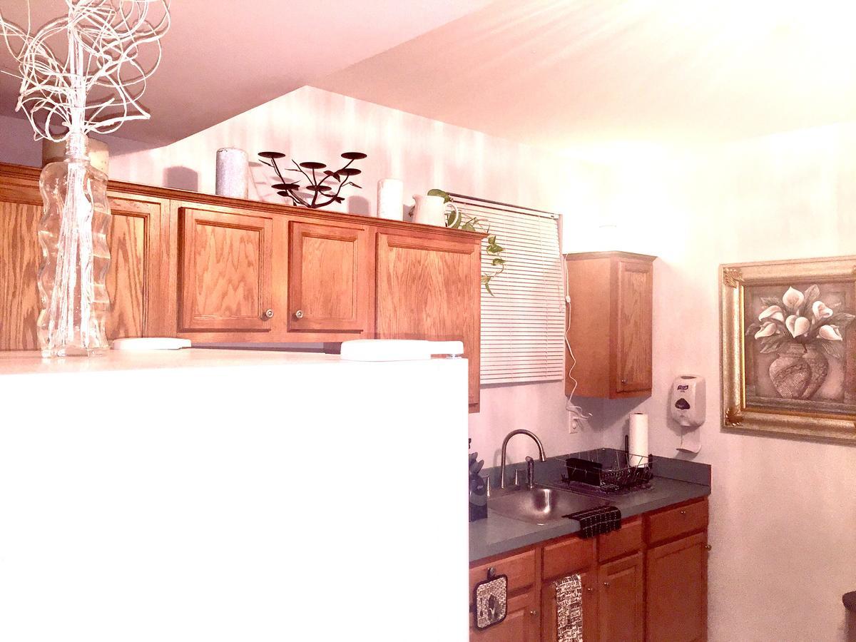 Deluxe Queen Suite