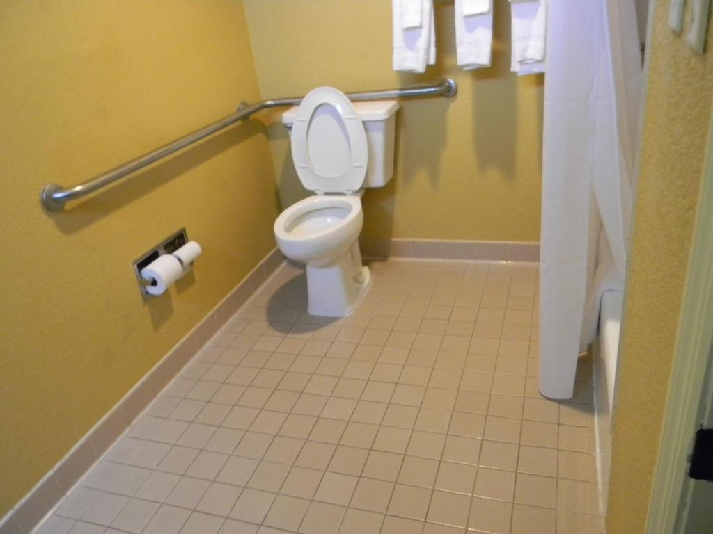 Quarto King - Acesso a Pessoas com Mobilidade Condicionada/Fumador