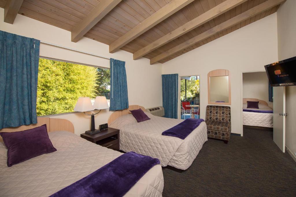 Two-Bedroom Suite,1415682408:JPEG