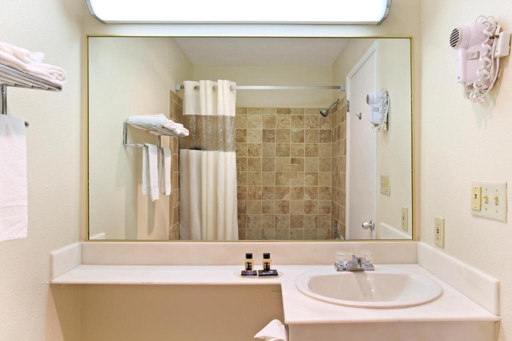 Deluxe Double Room Two Double Beds Non-Smoking