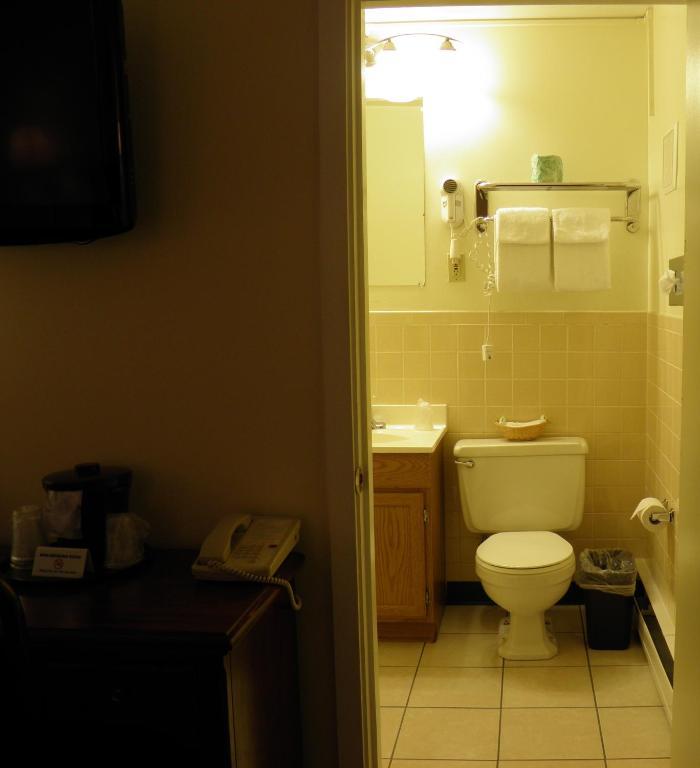 King Room - Non-Smoking